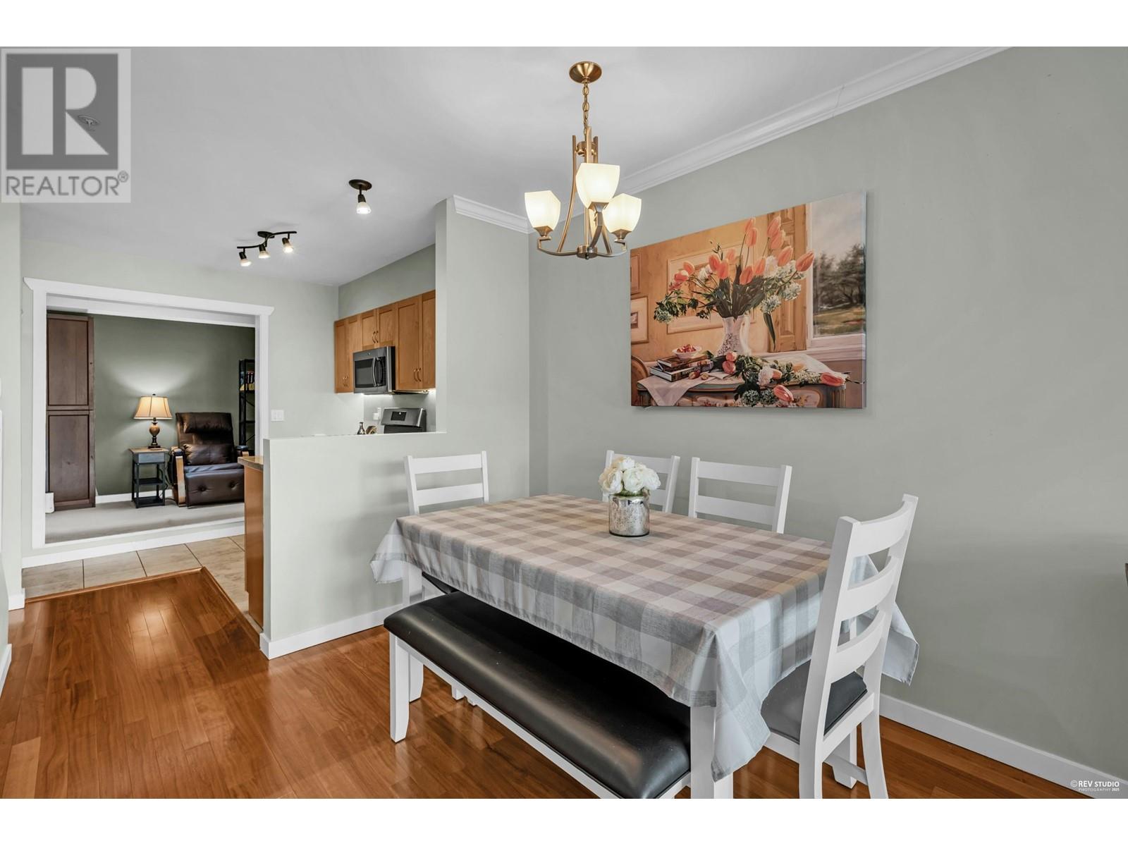 Listing Picture 14 of 39 : 30 638 W 6TH AVENUE, Vancouver / 溫哥華 - 魯藝地產 Yvonne Lu Group - MLS Medallion Club Member