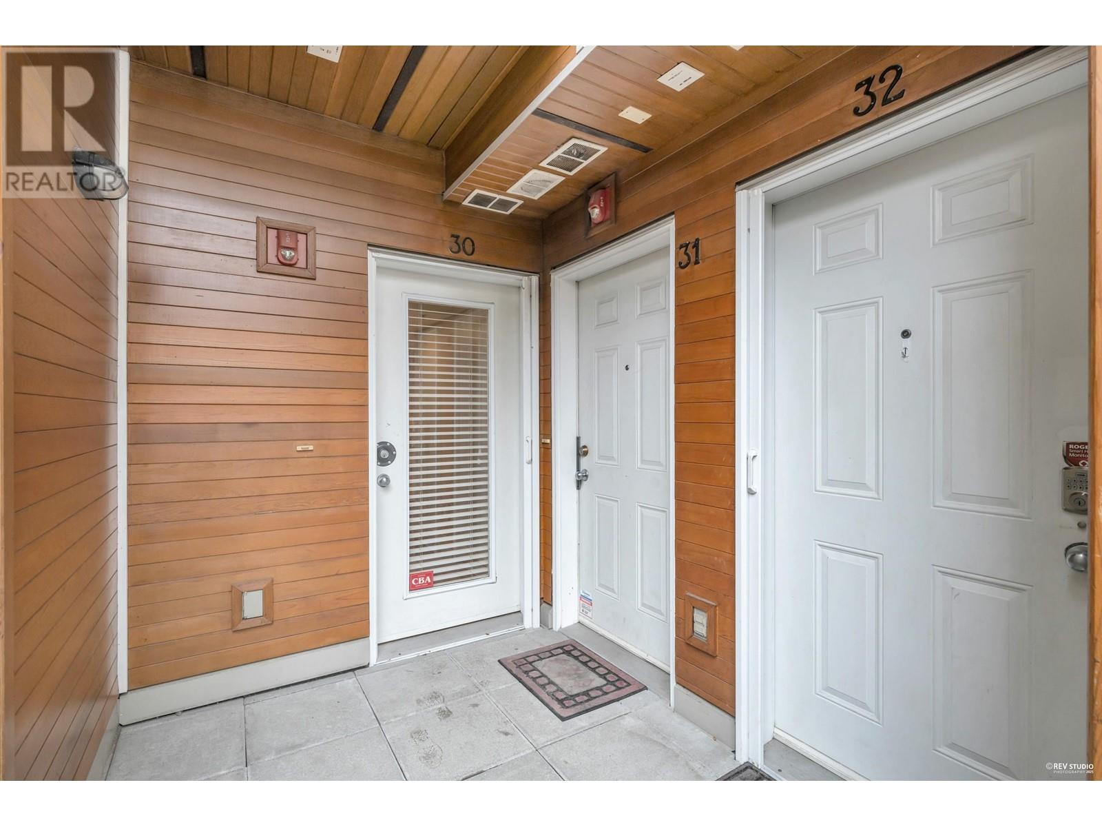 Listing Picture 34 of 39 : 30 638 W 6TH AVENUE, Vancouver / 溫哥華 - 魯藝地產 Yvonne Lu Group - MLS Medallion Club Member