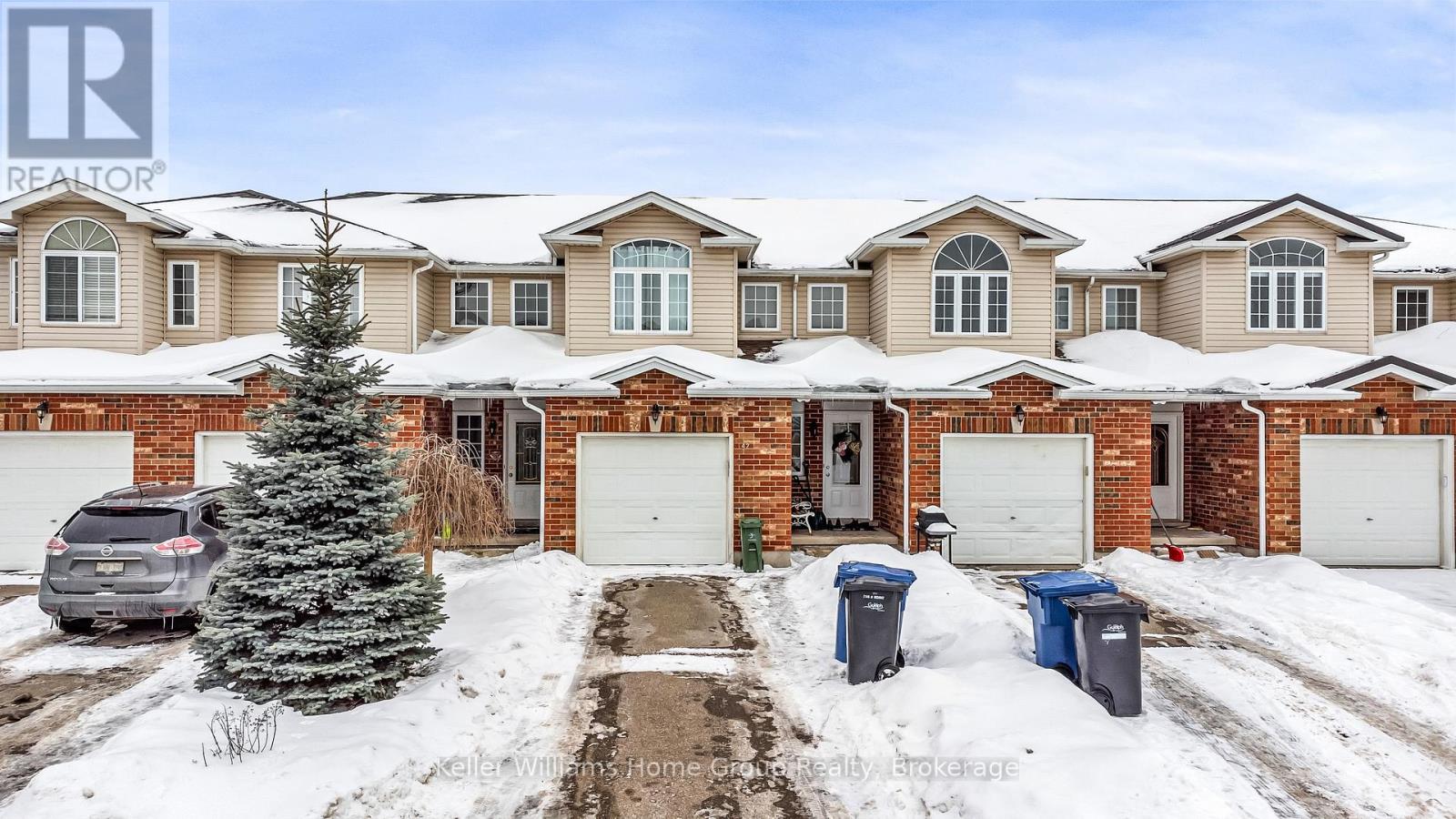 Property at 42 HASLER CRESCENT image 3