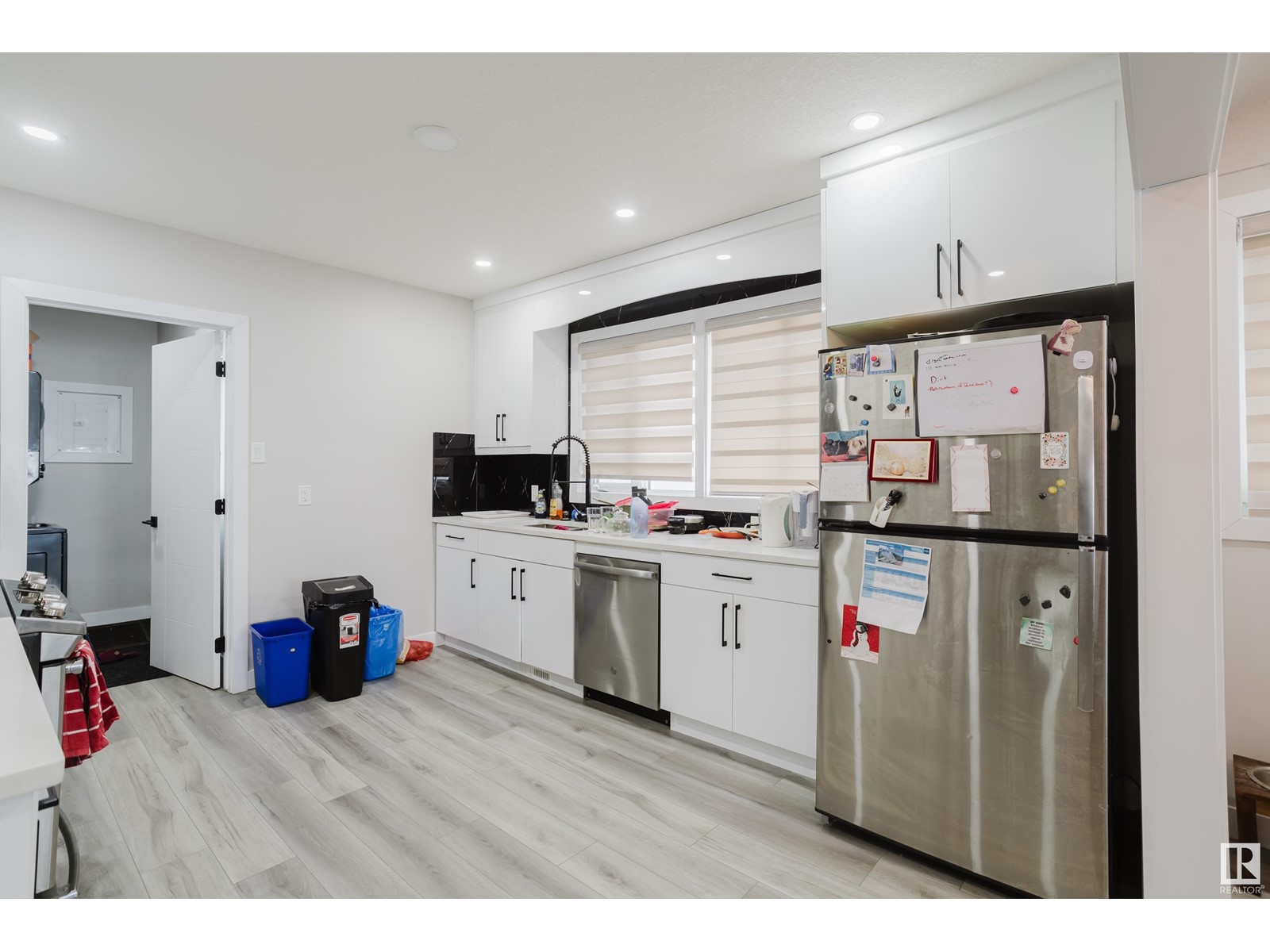 Property at 10505 76 ST NW image 5