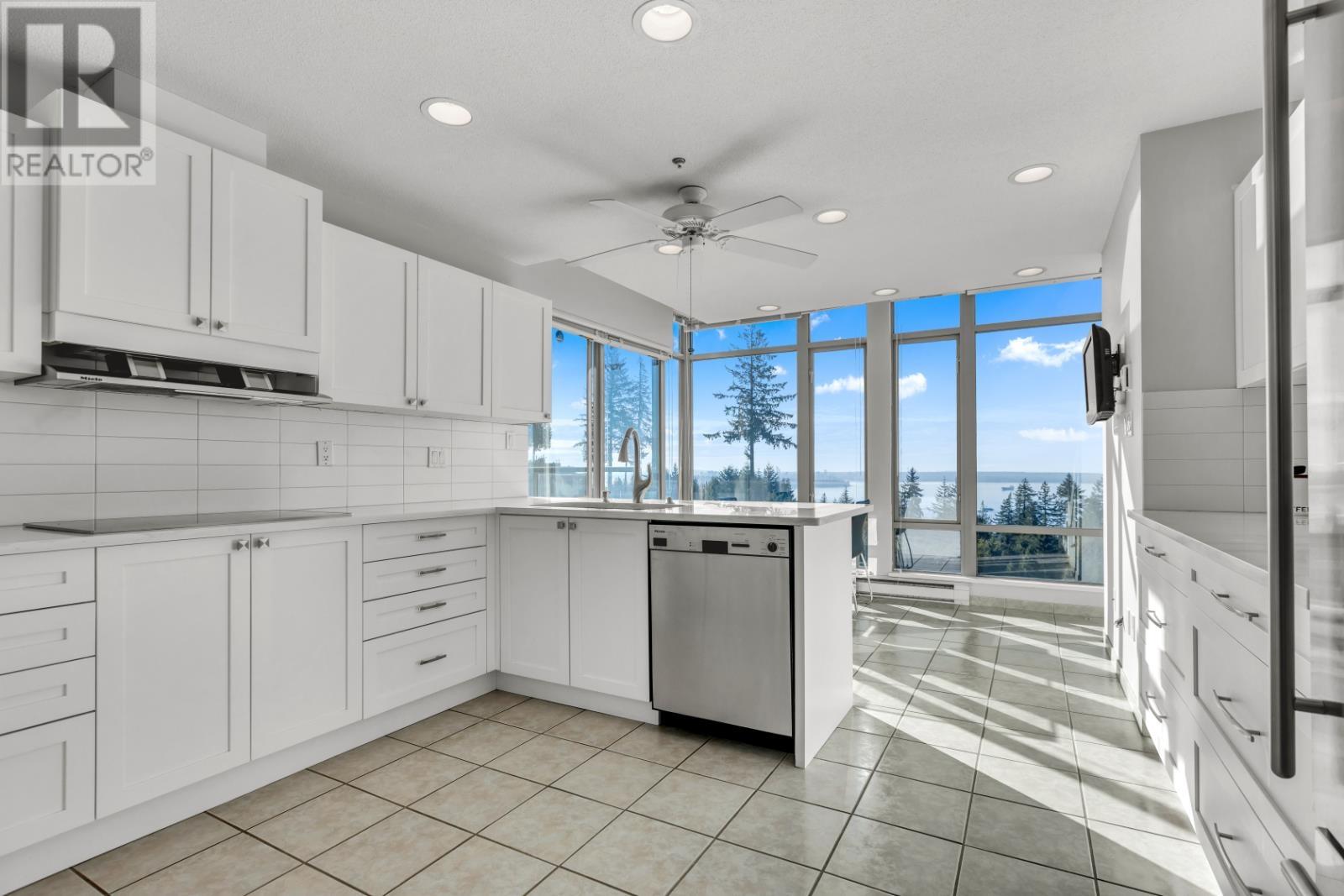 403 3131 Deer Ridge Drive, West Vancouver, British Columbia  V7S 4W1 - Photo 10 - R2971035