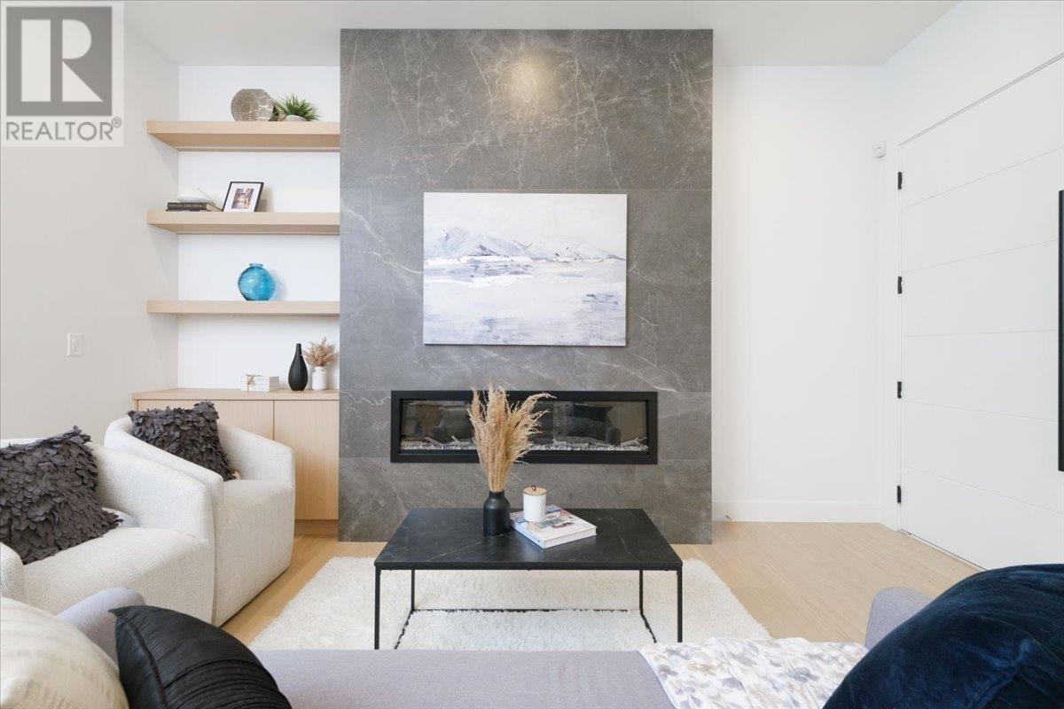 Listing Picture 8 of 23 : 2 2750 E 5TH AVENUE, Vancouver / 溫哥華 - 魯藝地產 Yvonne Lu Group - MLS Medallion Club Member