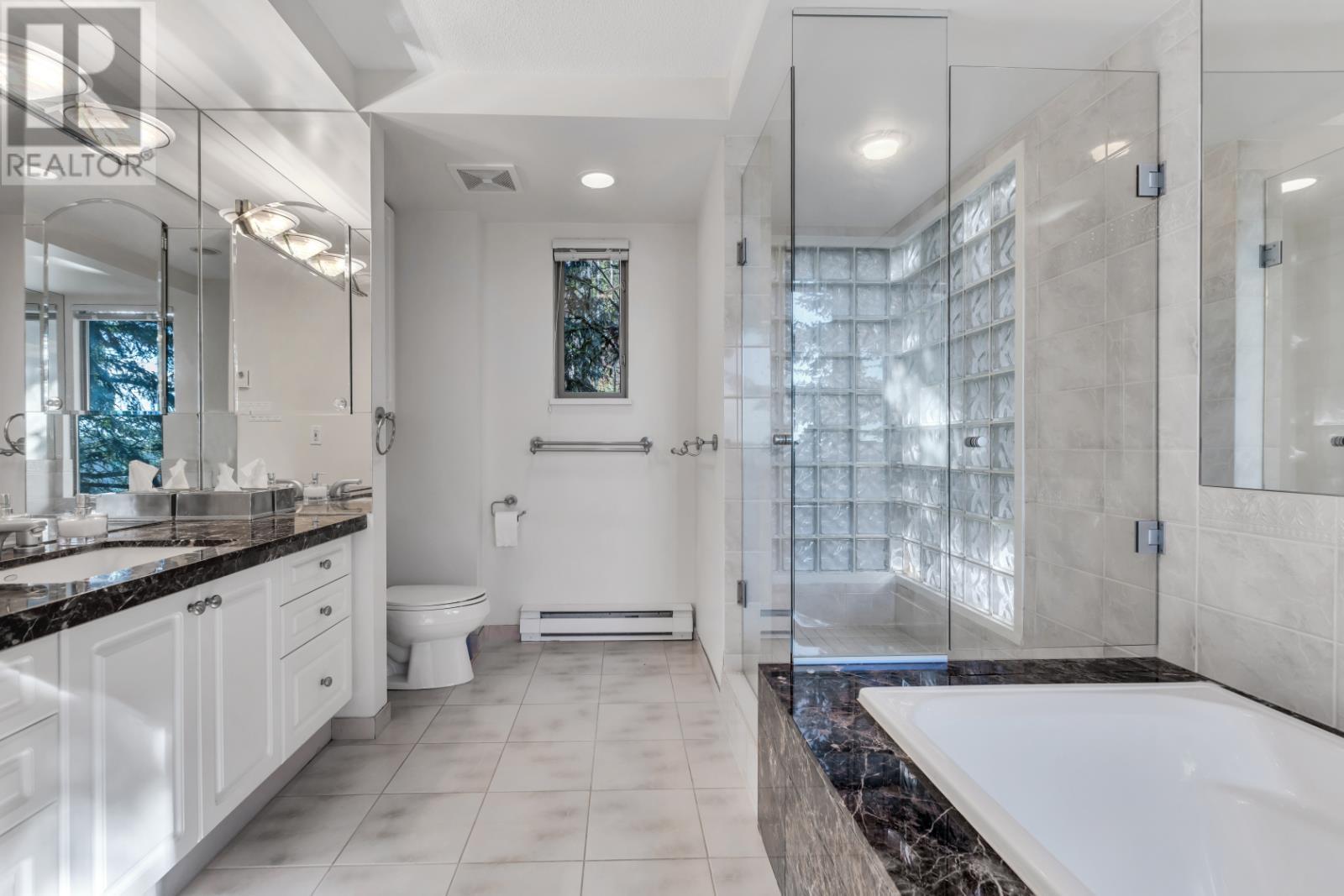 403 3131 Deer Ridge Drive, West Vancouver, British Columbia  V7S 4W1 - Photo 17 - R2971035