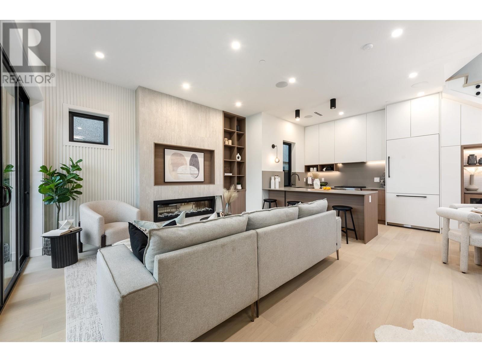 Listing Picture 8 of 40 : 1 351 E 38TH AVENUE, Vancouver / 溫哥華 - 魯藝地產 Yvonne Lu Group - MLS Medallion Club Member