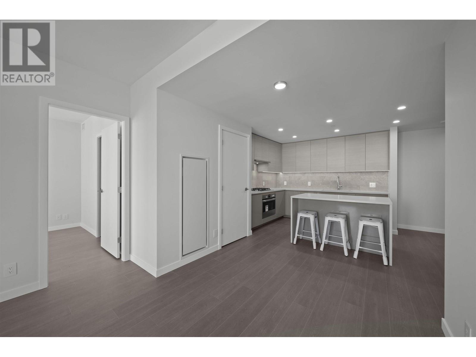 3911 2108 Gilmore Avenue, Burnaby, British Columbia  V5C 0N8 - Photo 3 - R2971098