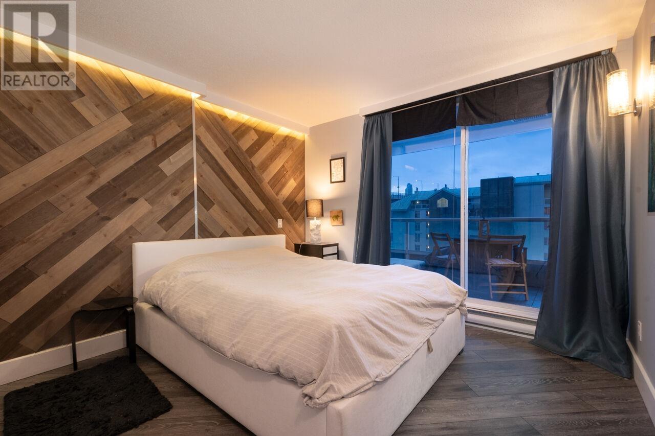 Listing Picture 19 of 35 : 805 1500 HOWE STREET, Vancouver / 溫哥華 - 魯藝地產 Yvonne Lu Group - MLS Medallion Club Member