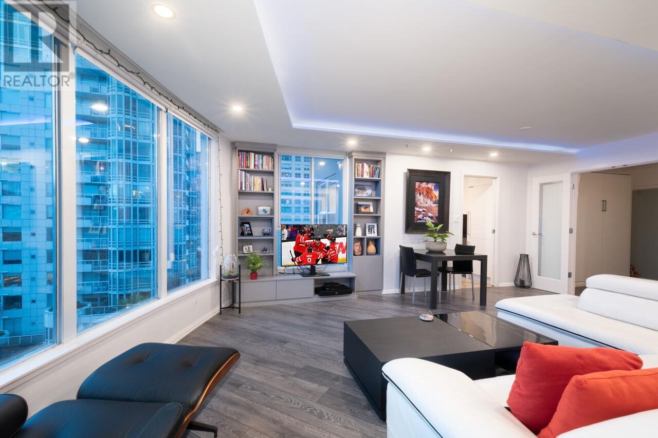 Listing Picture 9 of 35 : 805 1500 HOWE STREET, Vancouver / 溫哥華 - 魯藝地產 Yvonne Lu Group - MLS Medallion Club Member