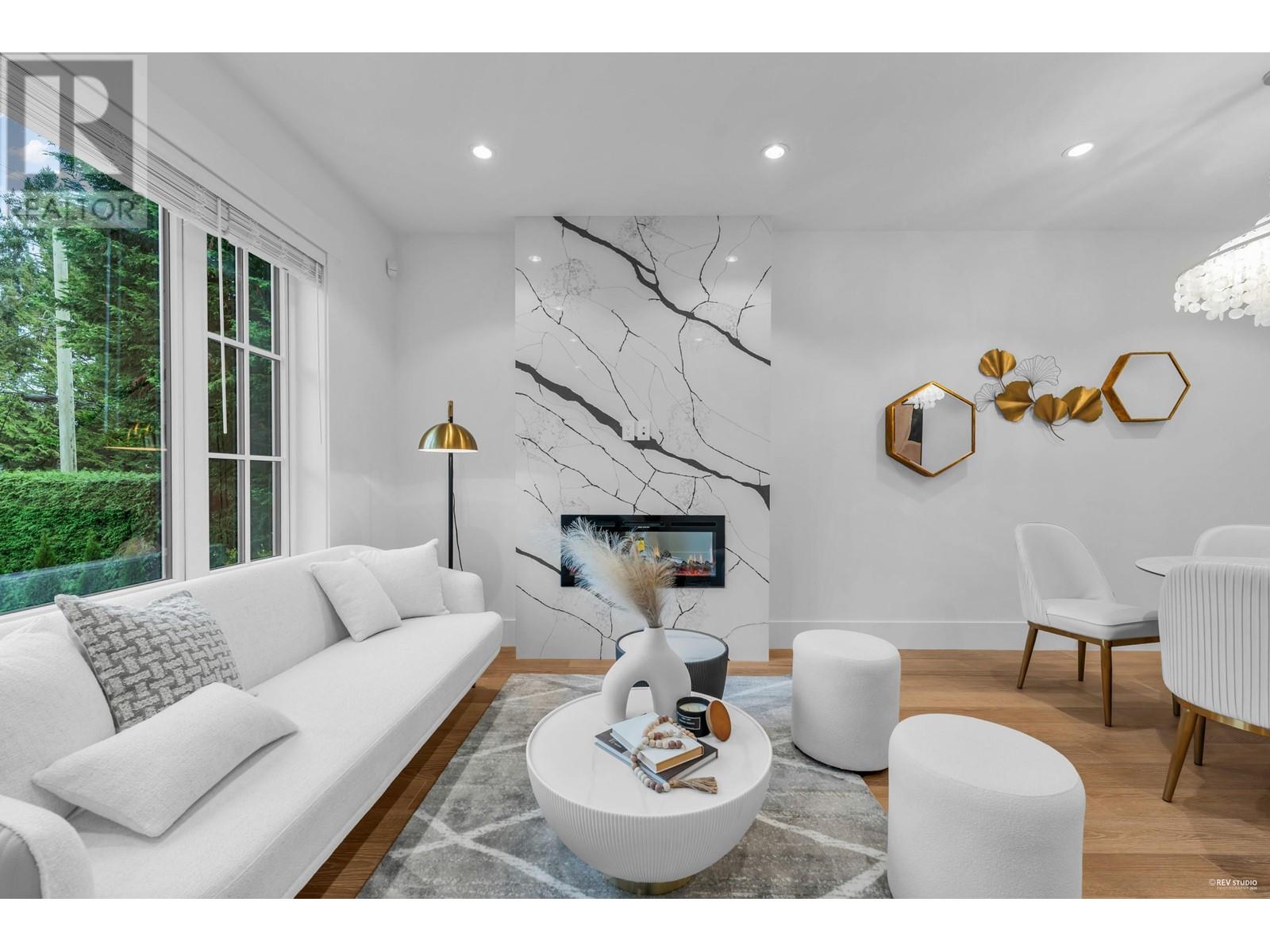 3824 W 50th Avenue, Vancouver, British Columbia  V6N 3V5 - Photo 1 - R2971112