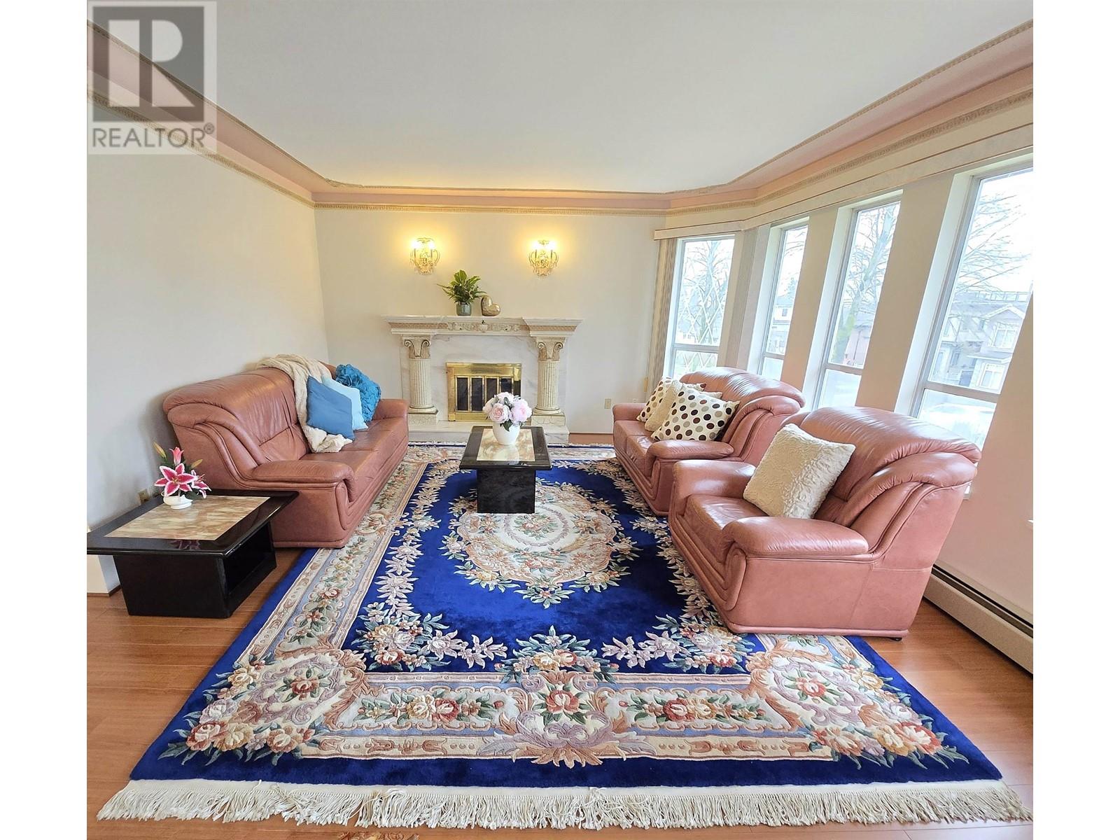 3317 E 2ND AVENUE, Vancouver