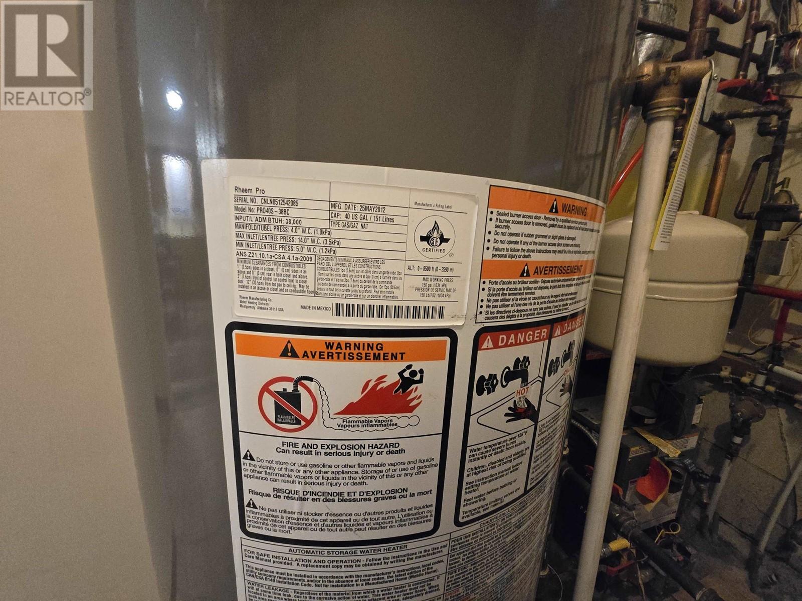 Listing Picture 22 of 22 : 3317 E 2ND AVENUE, Vancouver / 溫哥華 - 魯藝地產 Yvonne Lu Group - MLS Medallion Club Member