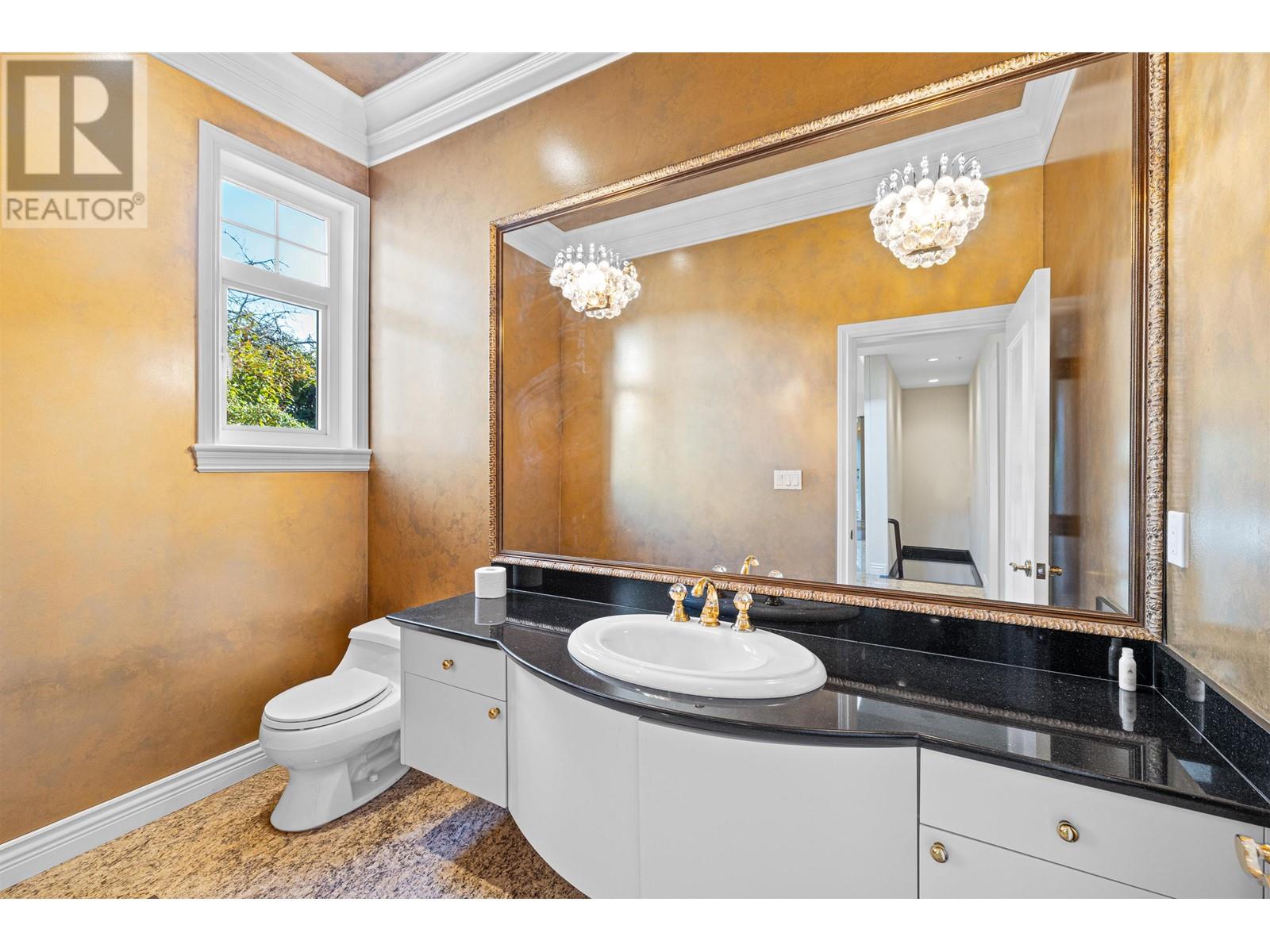 6807 Laburnum, Vancouver, British Columbia  V6P 5M8 - Photo 13 - R2971083