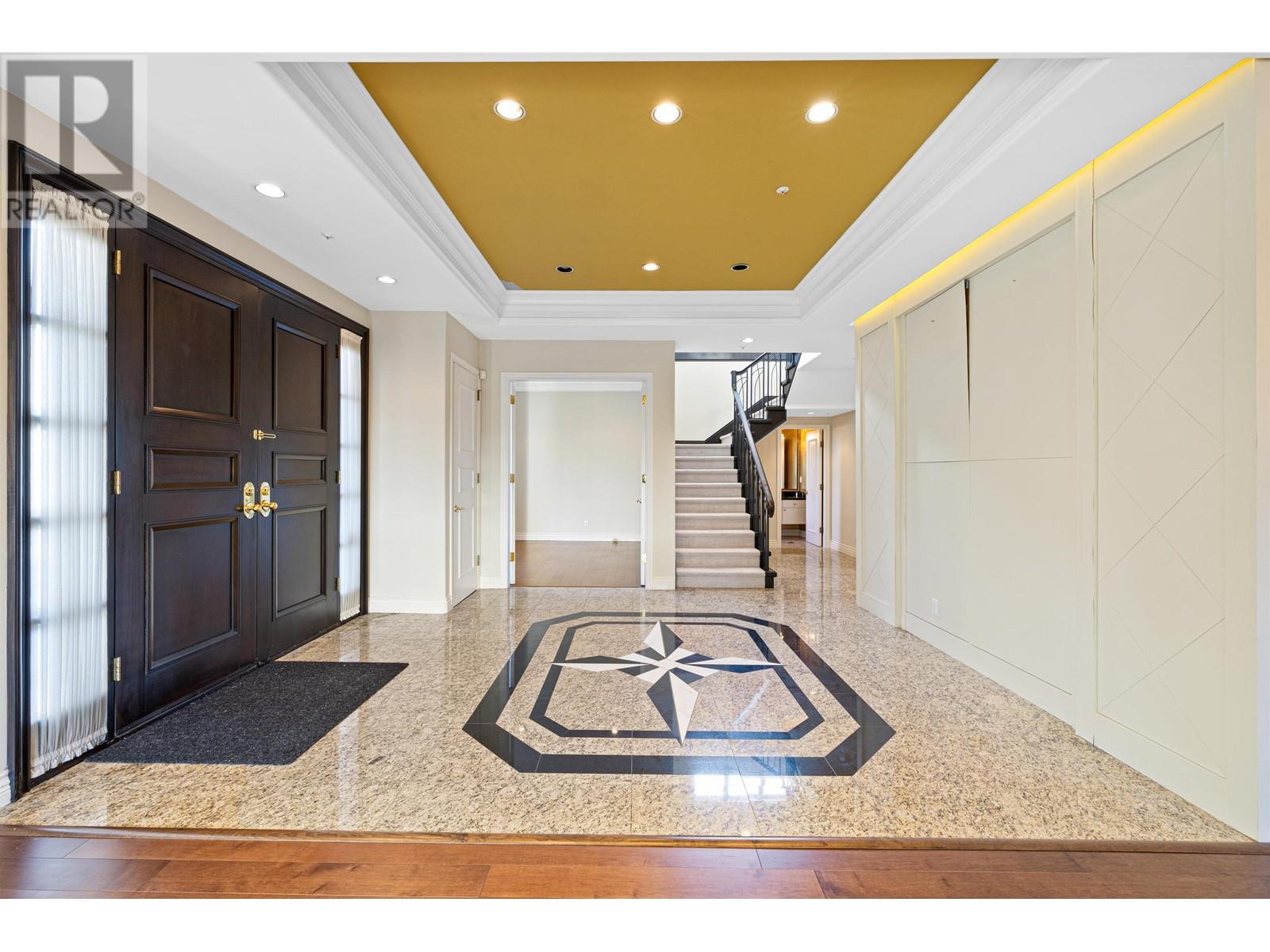 6807 Laburnum, Vancouver, British Columbia  V6P 5M8 - Photo 2 - R2971083