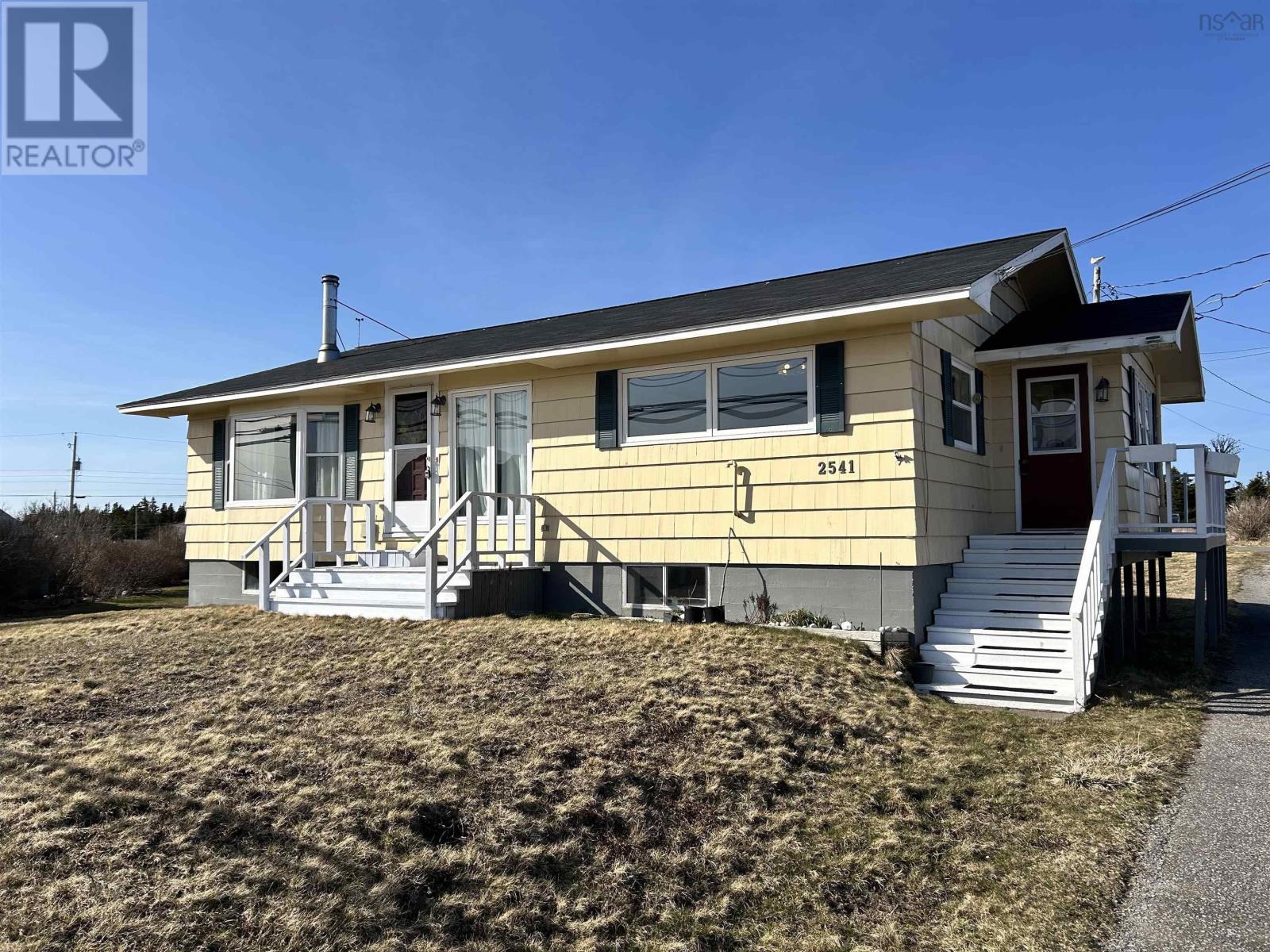 2541 Main St, Clark's Harbour, Nova Scotia  B0W 1P0 - Photo 3 - 202503644