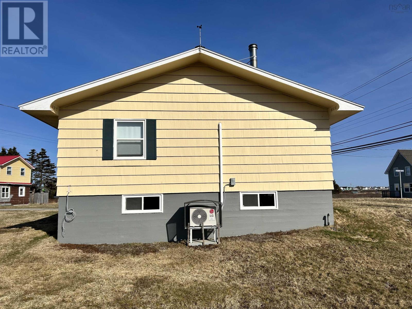 2541 Main St, Clark's Harbour, Nova Scotia  B0W 1P0 - Photo 8 - 202503644