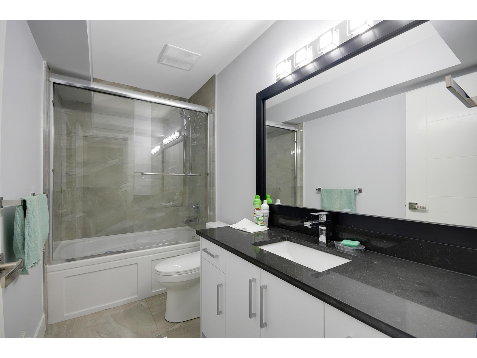 17218 58th Avenue, Surrey, British Columbia  V3S 1K5 - Photo 36 - R2968748