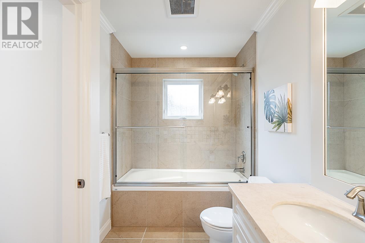 884 E 13th Street, North Vancouver, British Columbia  V7L 2M9 - Photo 20 - R2969705