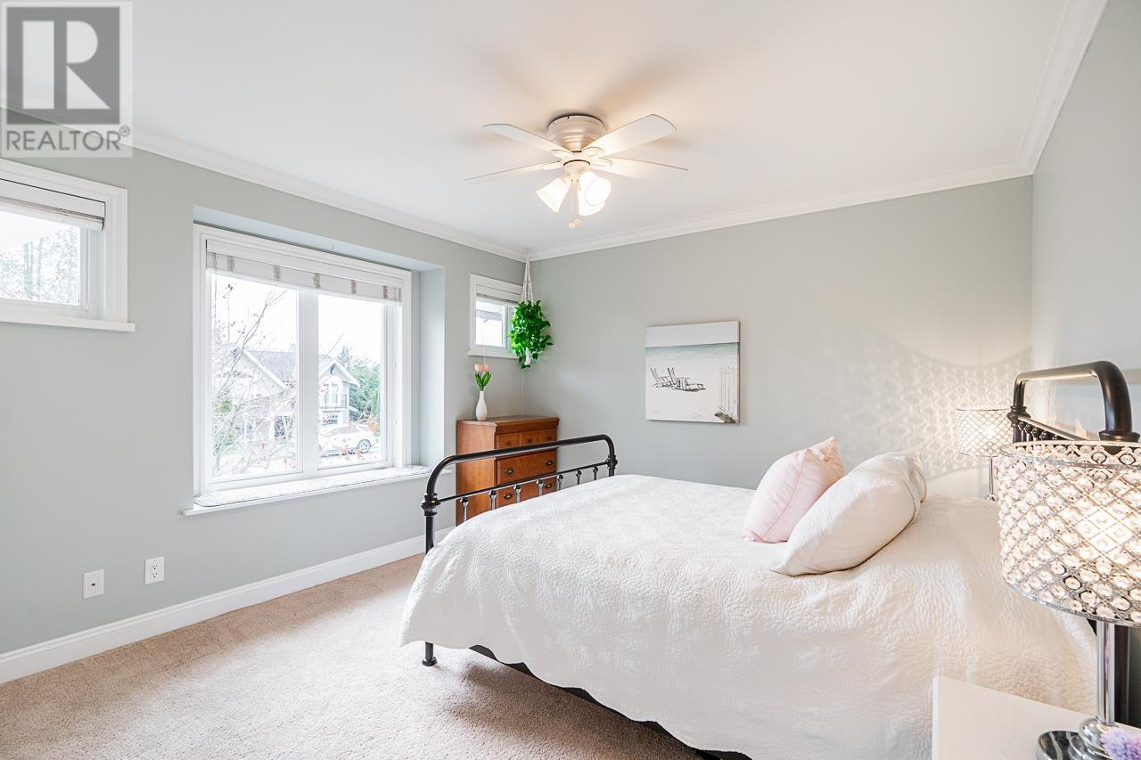 884 E 13th Street, North Vancouver, British Columbia  V7L 2M9 - Photo 15 - R2969705