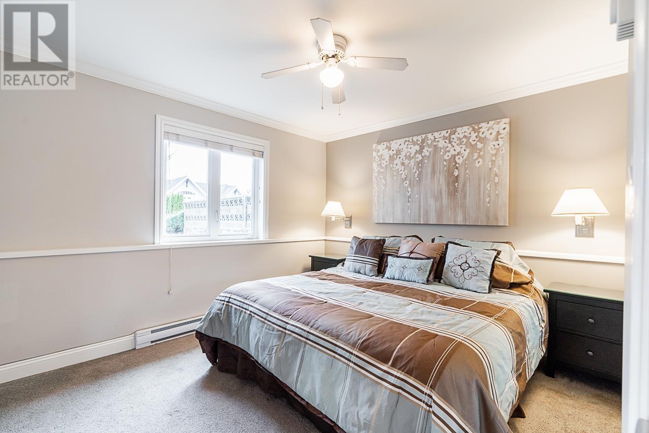 884 E 13th Street, North Vancouver, British Columbia  V7L 2M9 - Photo 30 - R2969705