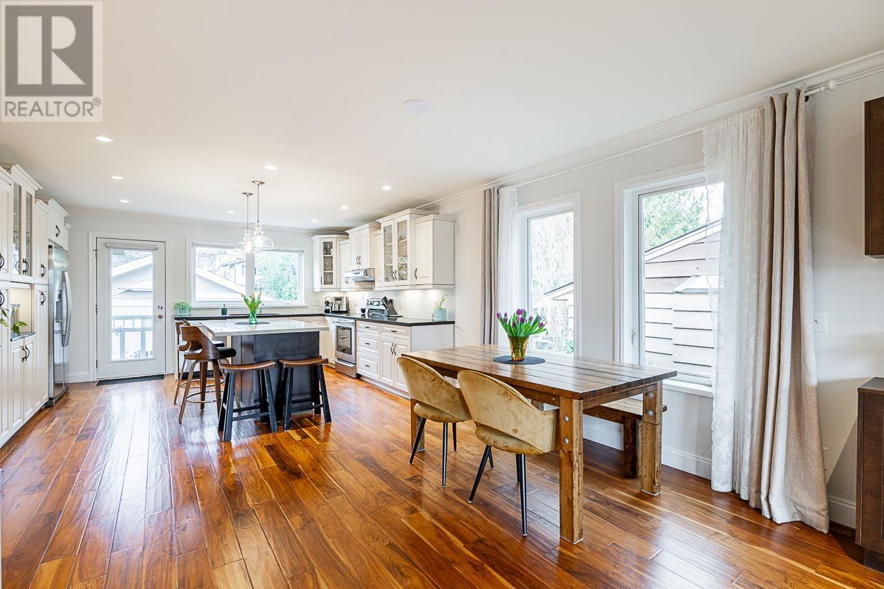 884 E 13th Street, North Vancouver, British Columbia  V7L 2M9 - Photo 8 - R2969705