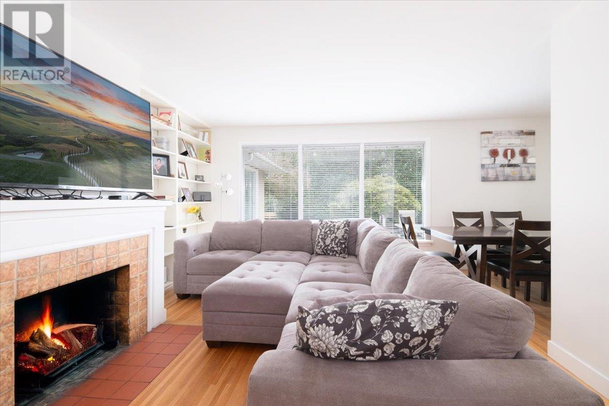 Property at 3001 PAISLEY ROAD image 2