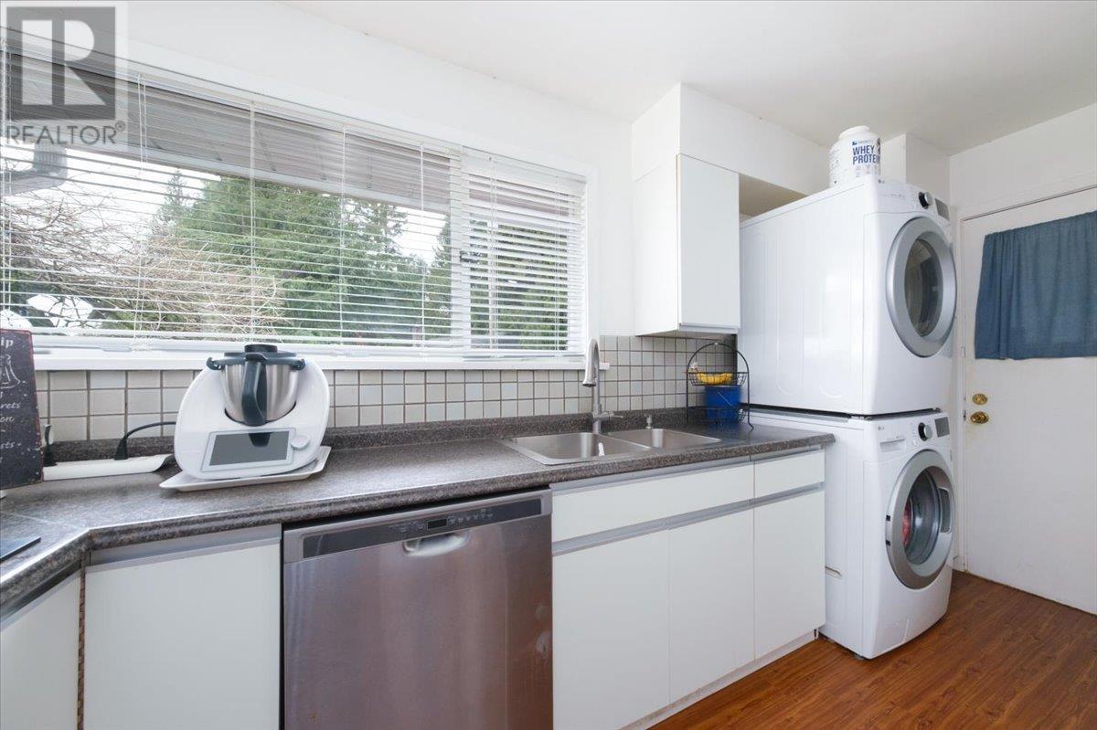3001 Paisley Road, North Vancouver, British Columbia  V7R 1C7 - Photo 9 - R2971008