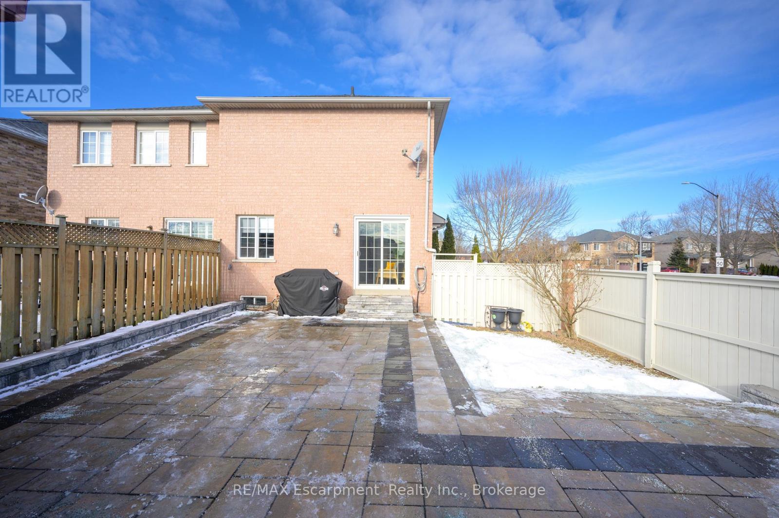 2010 Blue Jay Boulevard, Oakville, Ontario  L6M 3W2 - Photo 32 - W11990254