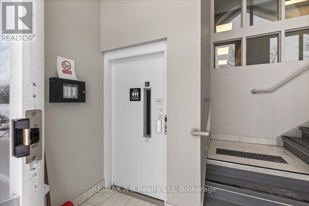 103 - 100 Gordon Street, Stratford, Ontario  N5A 7T8 - Photo 18 - X11990272