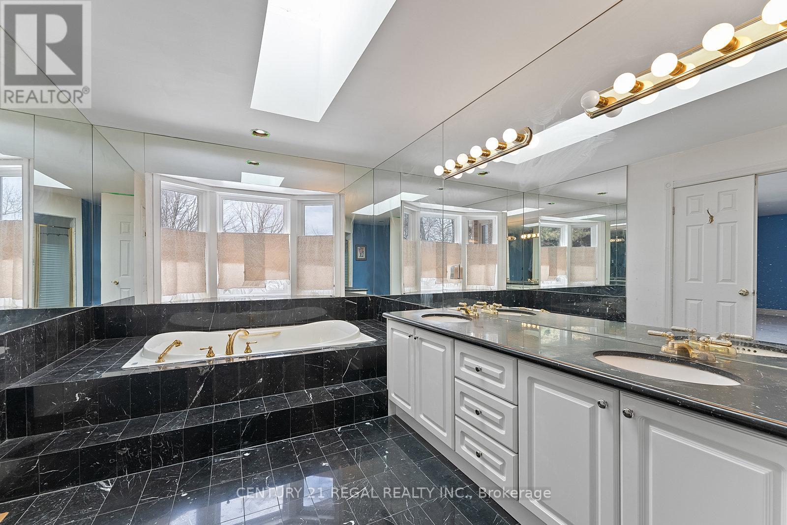 78 Gerald Street W, Toronto (St. Andrew-Windfields), Ontario  M2L 2M8 - Photo 32 - C11990268