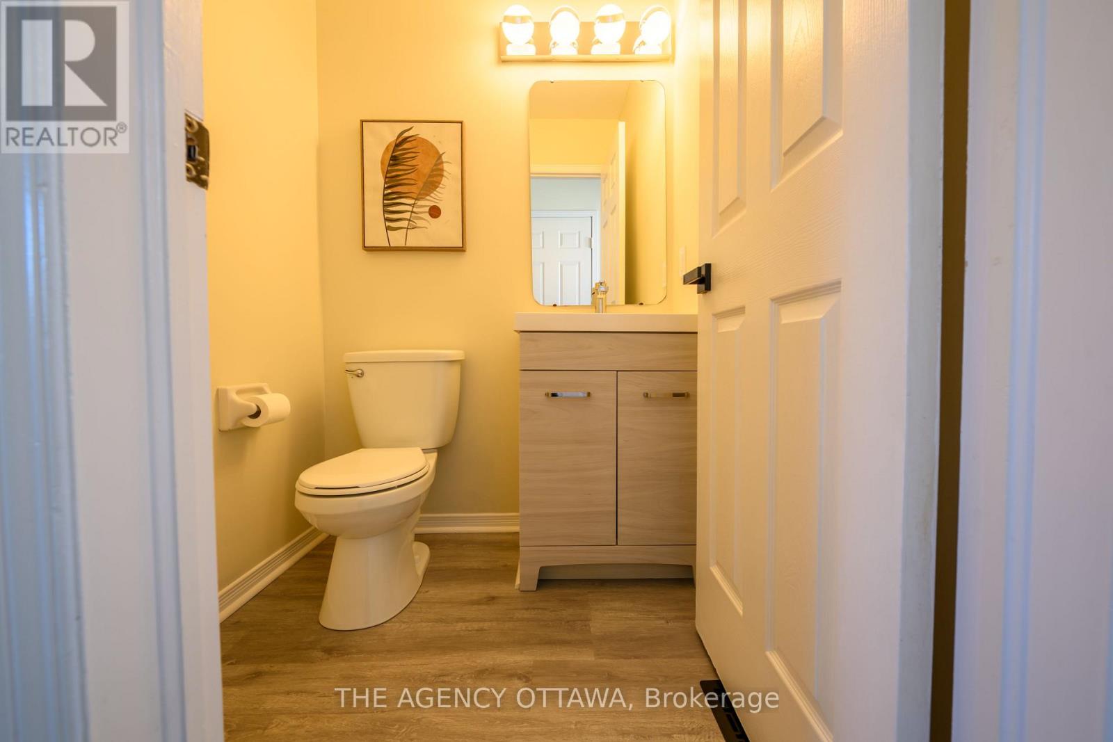 53 Springcreek Crescent, Ottawa, Ontario  K2M 2M2 - Photo 8 - X11990292