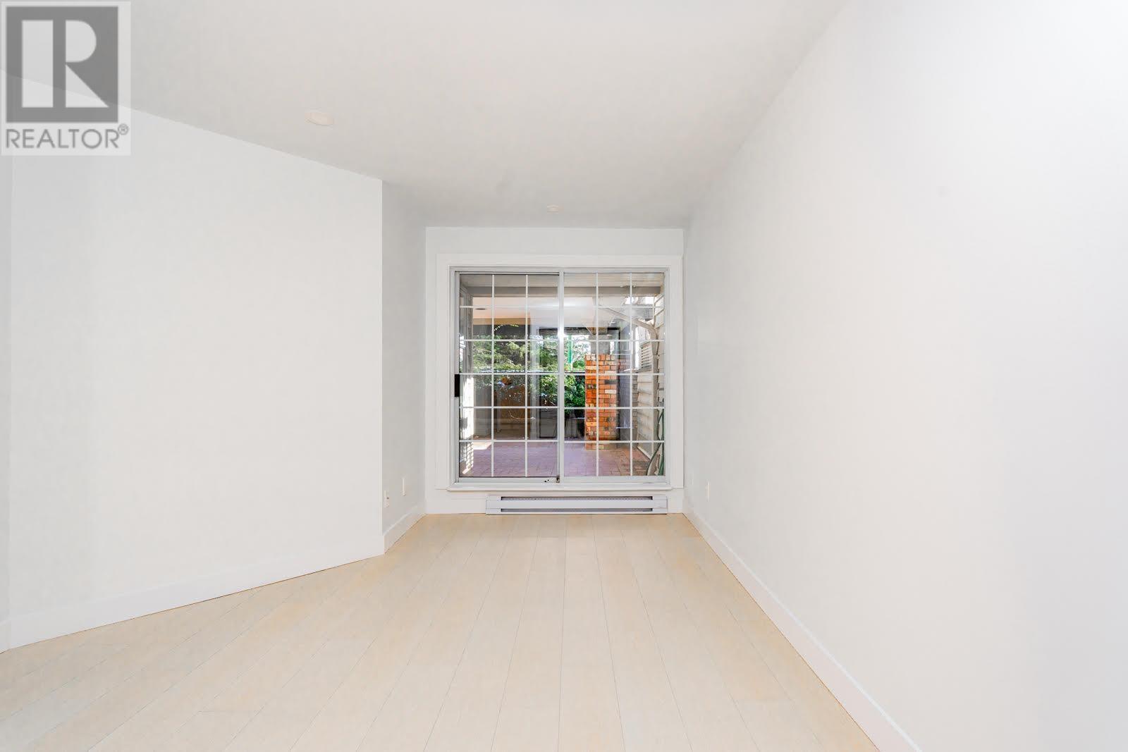 Listing Picture 6 of 33 : 205 3441 CURLE AVENUE, Burnaby / 本拿比 - 魯藝地產 Yvonne Lu Group - MLS Medallion Club Member