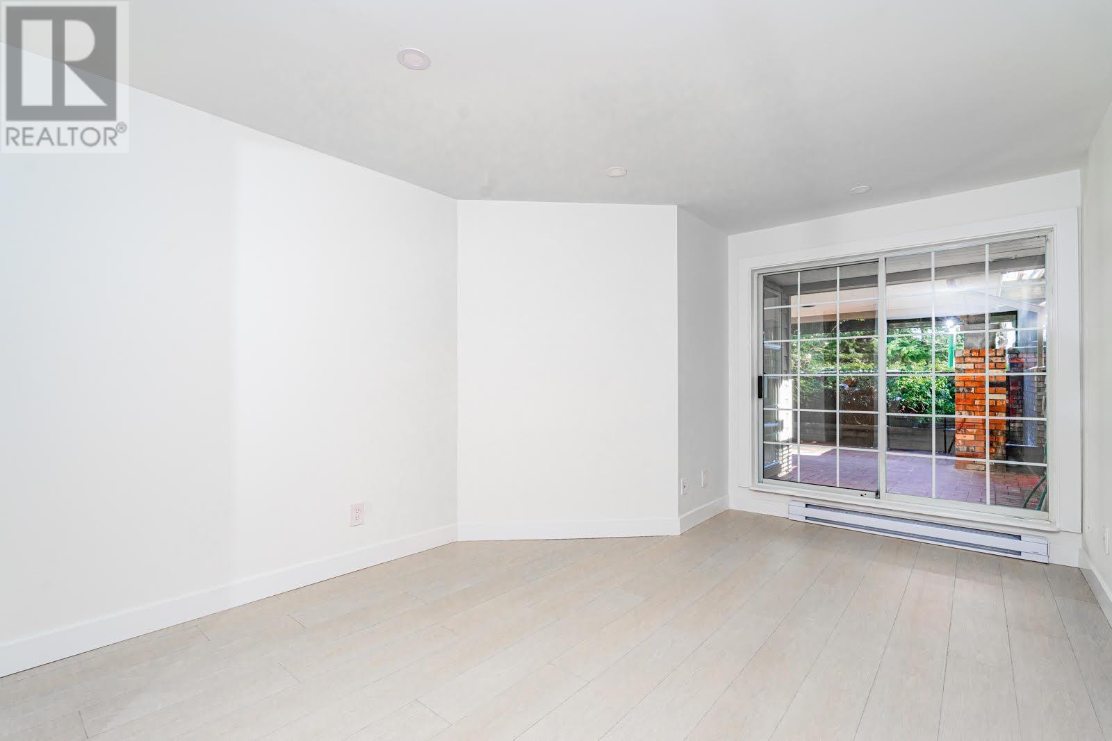 Listing Picture 10 of 33 : 205 3441 CURLE AVENUE, Burnaby / 本拿比 - 魯藝地產 Yvonne Lu Group - MLS Medallion Club Member