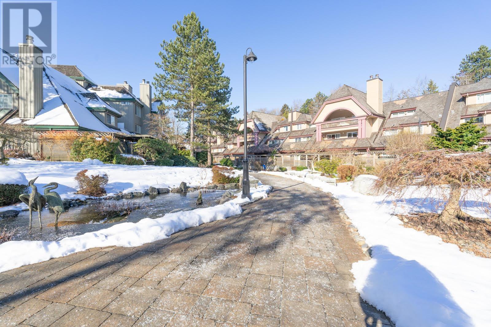 Listing Picture 25 of 33 : 205 3441 CURLE AVENUE, Burnaby / 本拿比 - 魯藝地產 Yvonne Lu Group - MLS Medallion Club Member