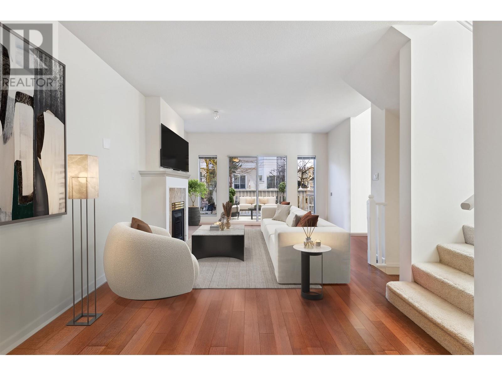 Listing Picture 4 of 24 : 30 12500 MCNEELY DRIVE, Richmond / 烈治文 - 魯藝地產 Yvonne Lu Group - MLS Medallion Club Member