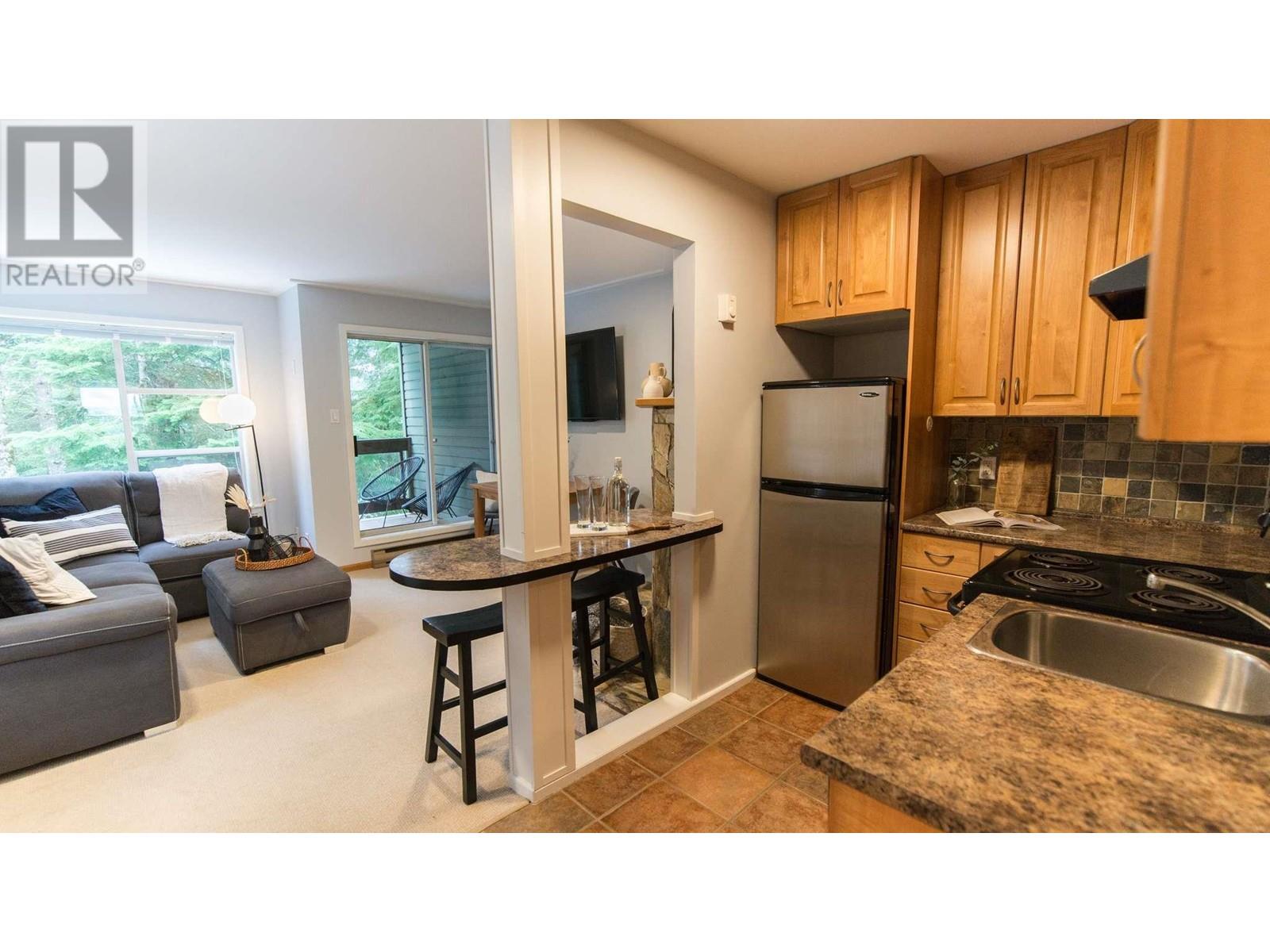 34 2217 Marmot Place, Whistler, British Columbia  V0N 1B2 - Photo 9 - R2971130