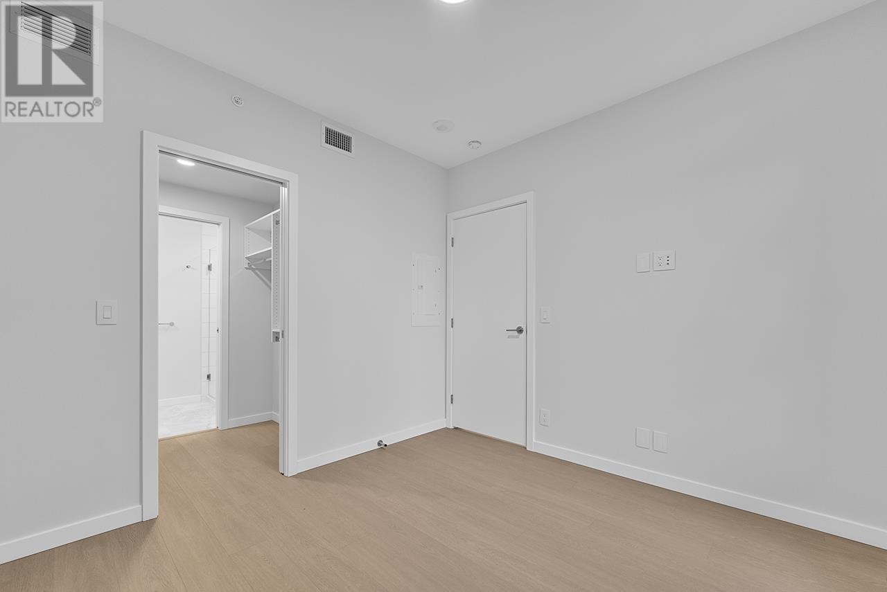 Listing Picture 9 of 21 : 2710 2108 GILMORE AVENUE, Burnaby / 本拿比 - 魯藝地產 Yvonne Lu Group - MLS Medallion Club Member