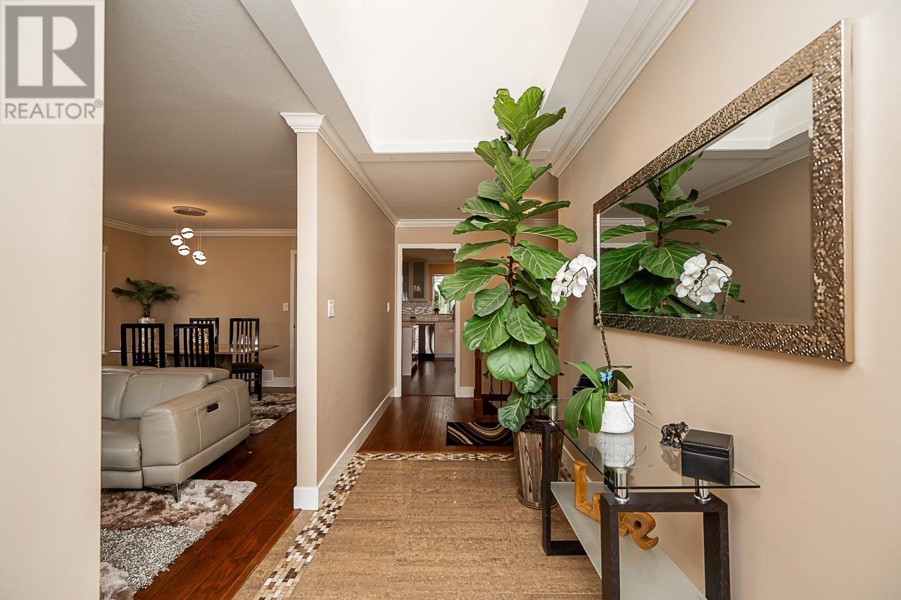 22877 125a Avenue, Maple Ridge, British Columbia  V2X 0N3 - Photo 5 - R2971123