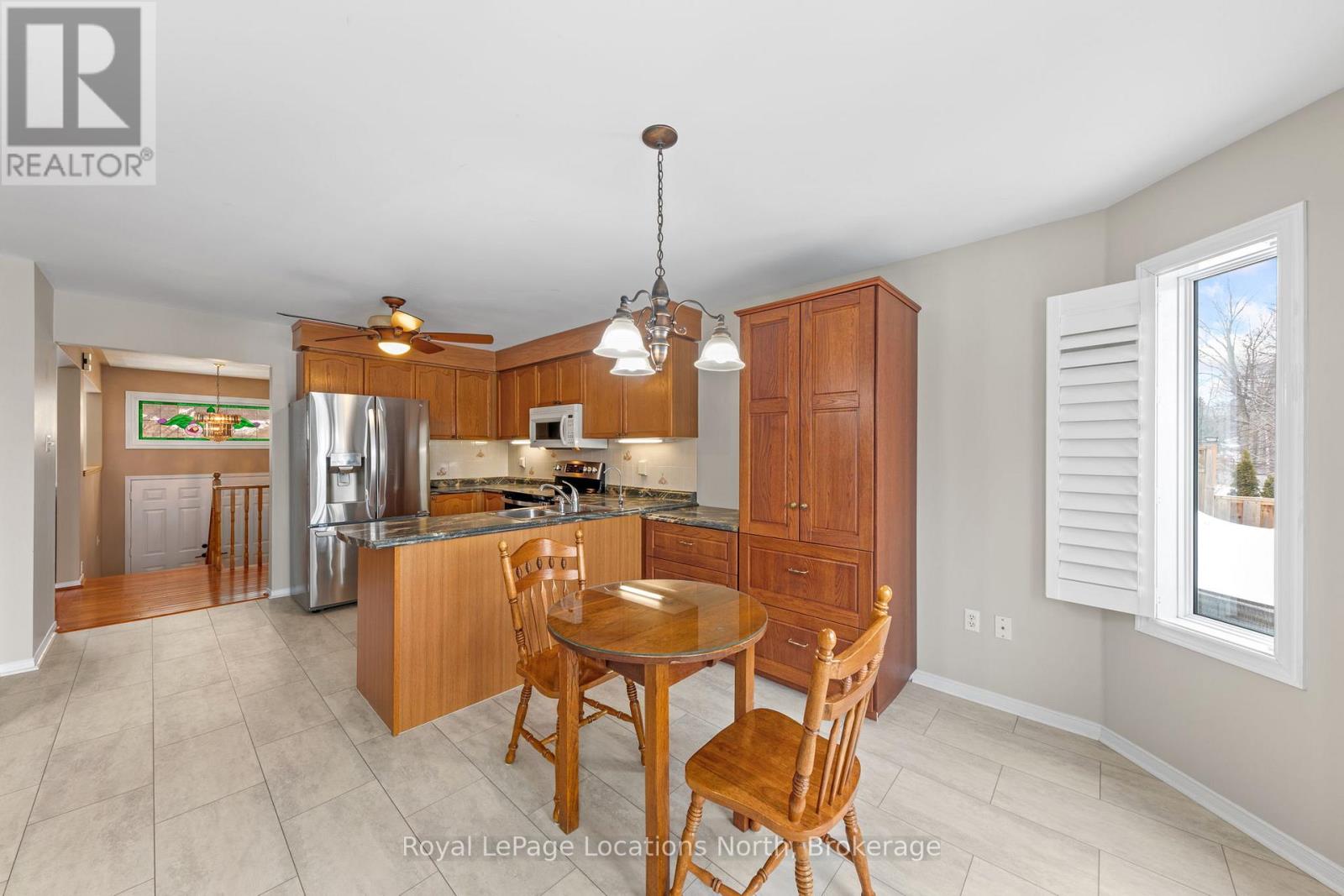 85 Silver Birch Avenue, Wasaga Beach, Ontario  L9Z 1N8 - Photo 16 - S11990294