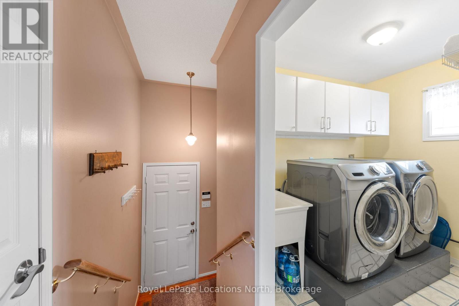 85 Silver Birch Avenue, Wasaga Beach, Ontario  L9Z 1N8 - Photo 32 - S11990294