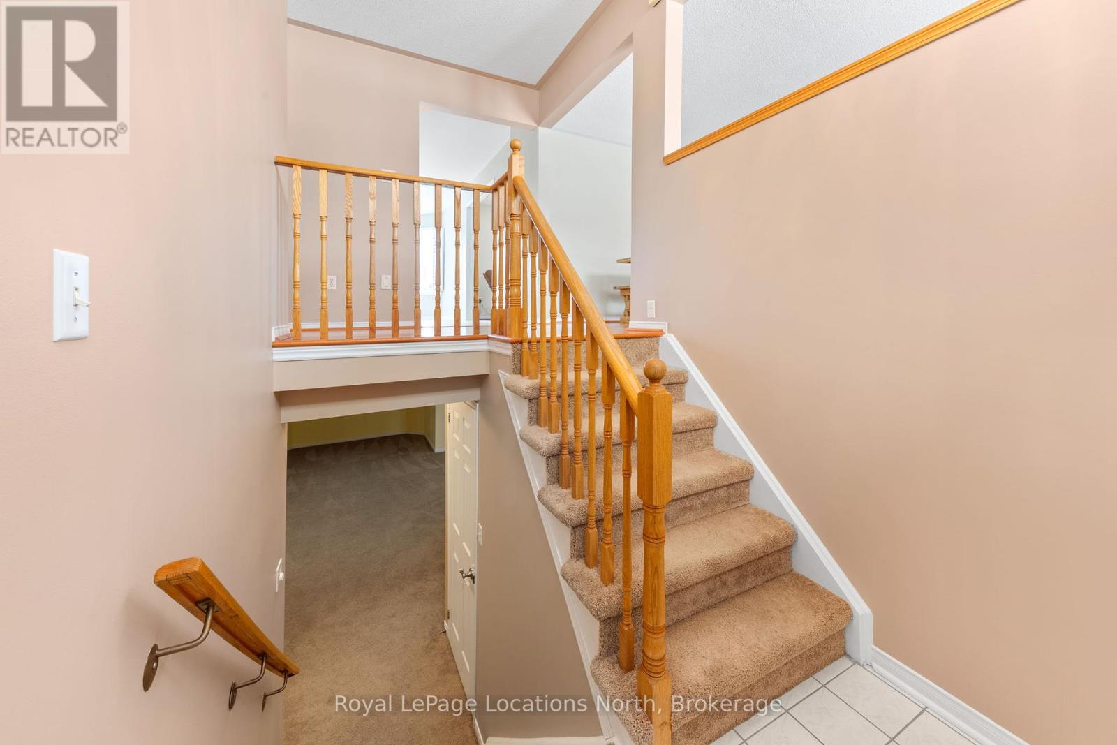 85 Silver Birch Avenue, Wasaga Beach, Ontario  L9Z 1N8 - Photo 33 - S11990294