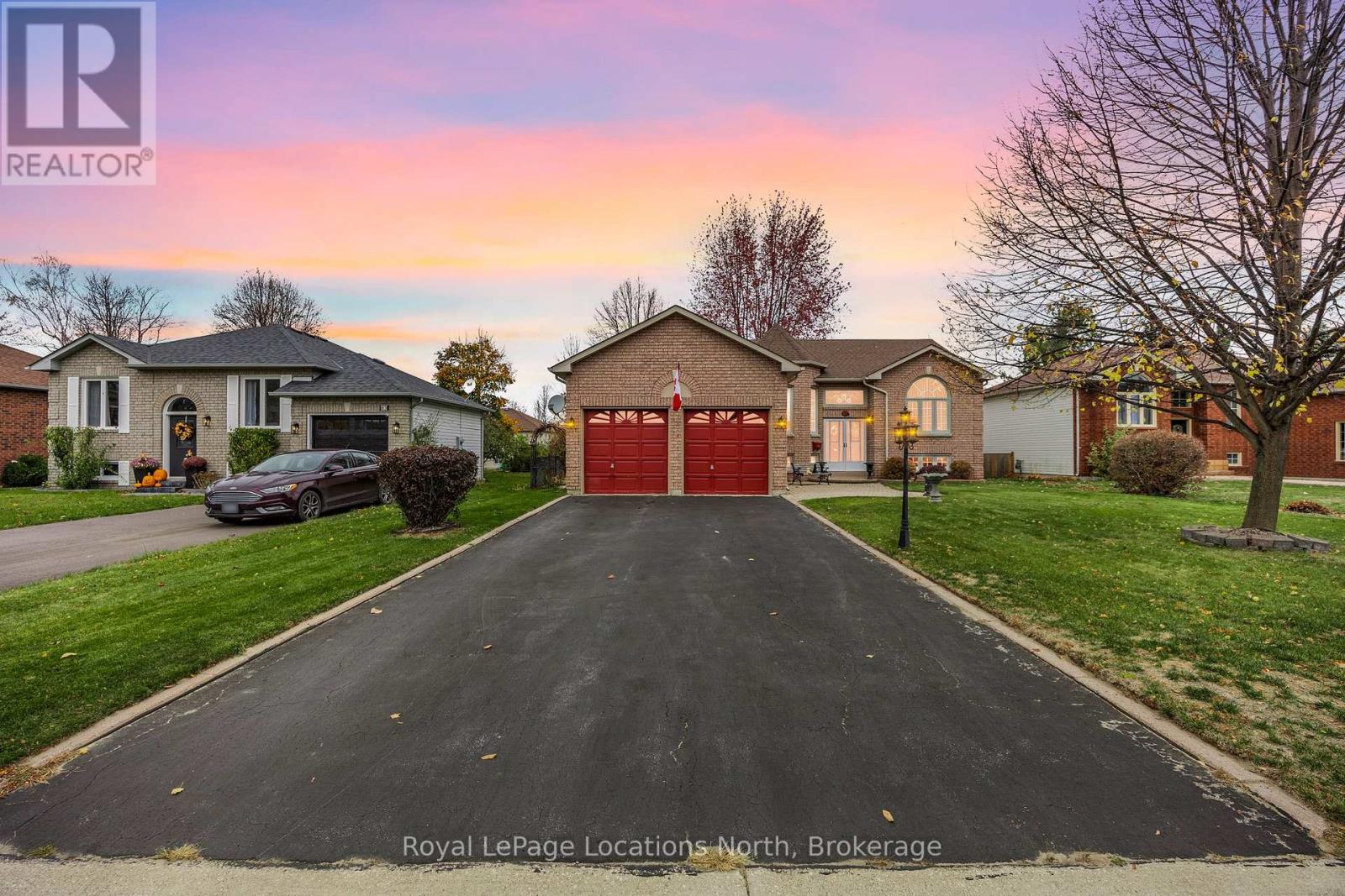 85 Silver Birch Avenue, Wasaga Beach, Ontario  L9Z 1N8 - Photo 48 - S11990294