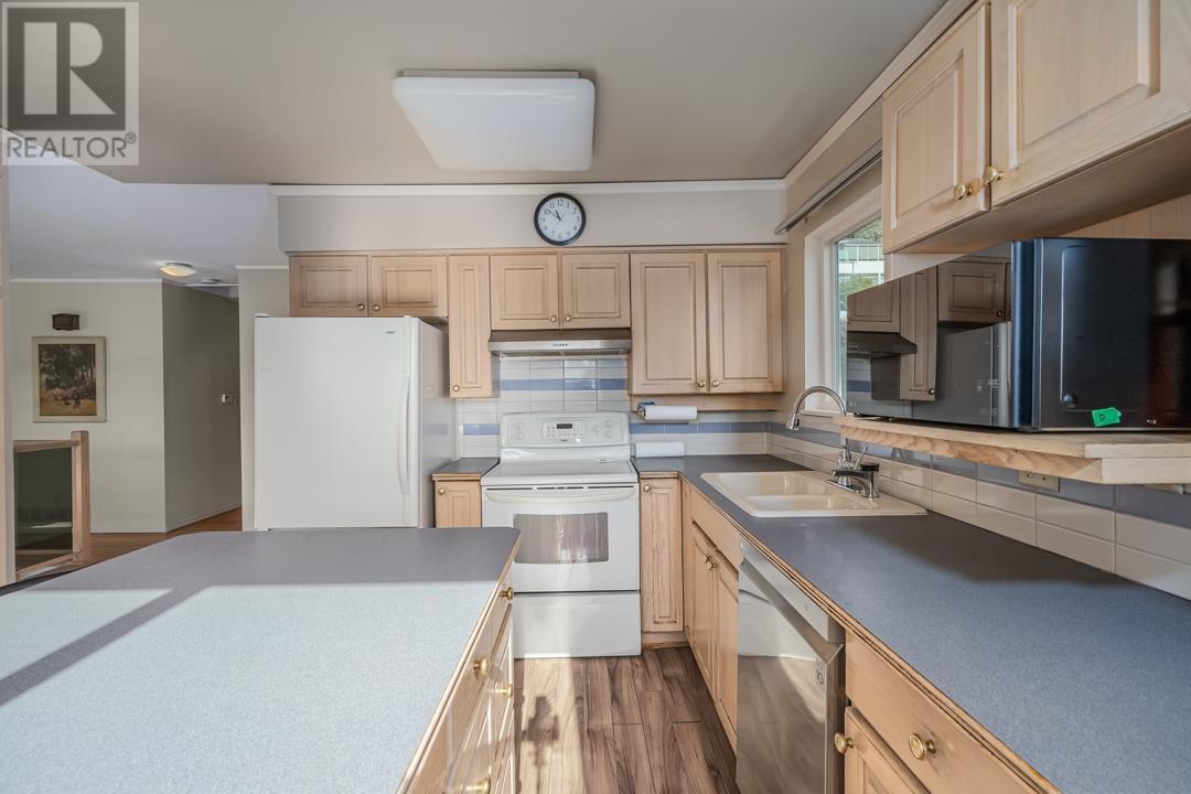 1069 Shavington Street, North Vancouver, British Columbia  V7L 1K7 - Photo 13 - R2971076