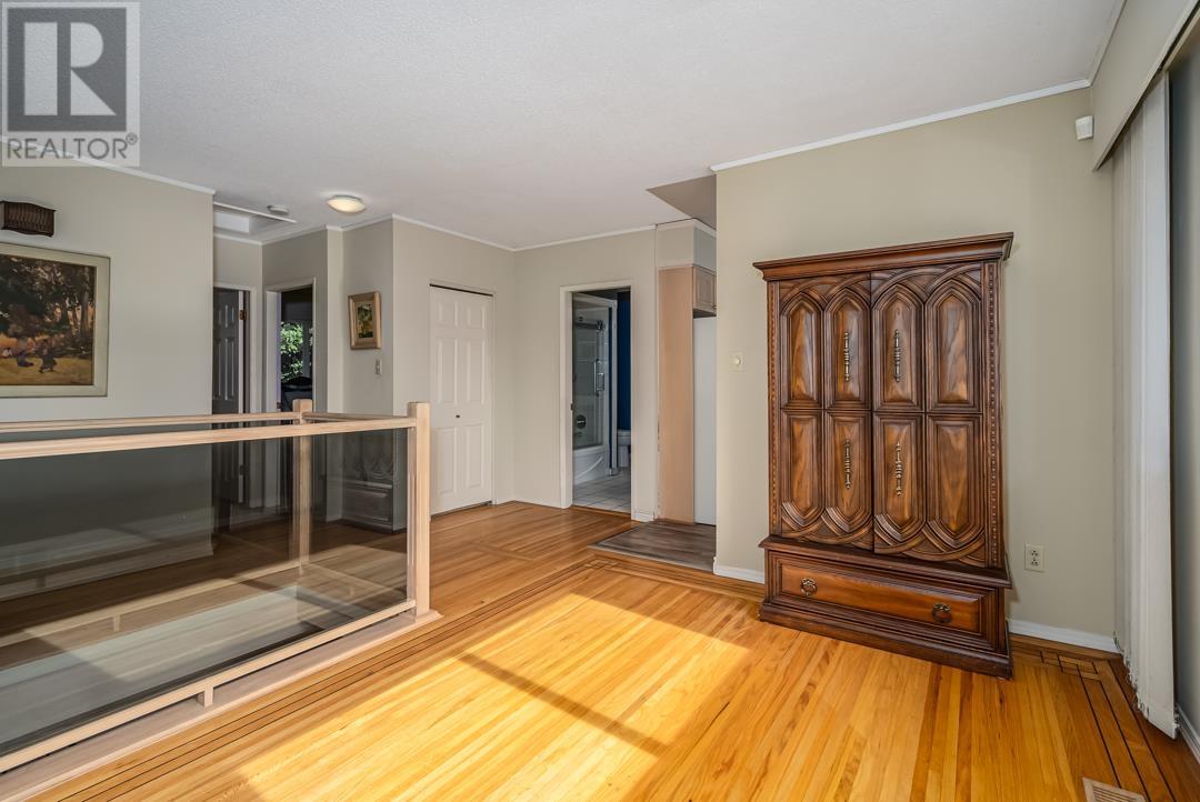 1069 Shavington Street, North Vancouver, British Columbia  V7L 1K7 - Photo 9 - R2971076