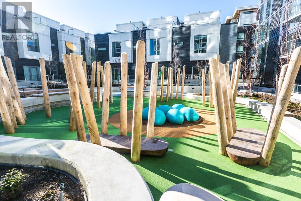 Listing Picture 31 of 33 : 1309 3430 E KENT AVENUE SOUTH, Vancouver / 溫哥華 - 魯藝地產 Yvonne Lu Group - MLS Medallion Club Member