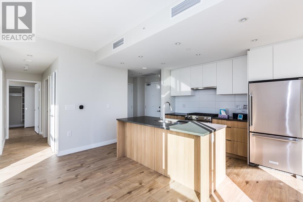 Listing Picture 6 of 33 : 1309 3430 E KENT AVENUE SOUTH, Vancouver / 溫哥華 - 魯藝地產 Yvonne Lu Group - MLS Medallion Club Member