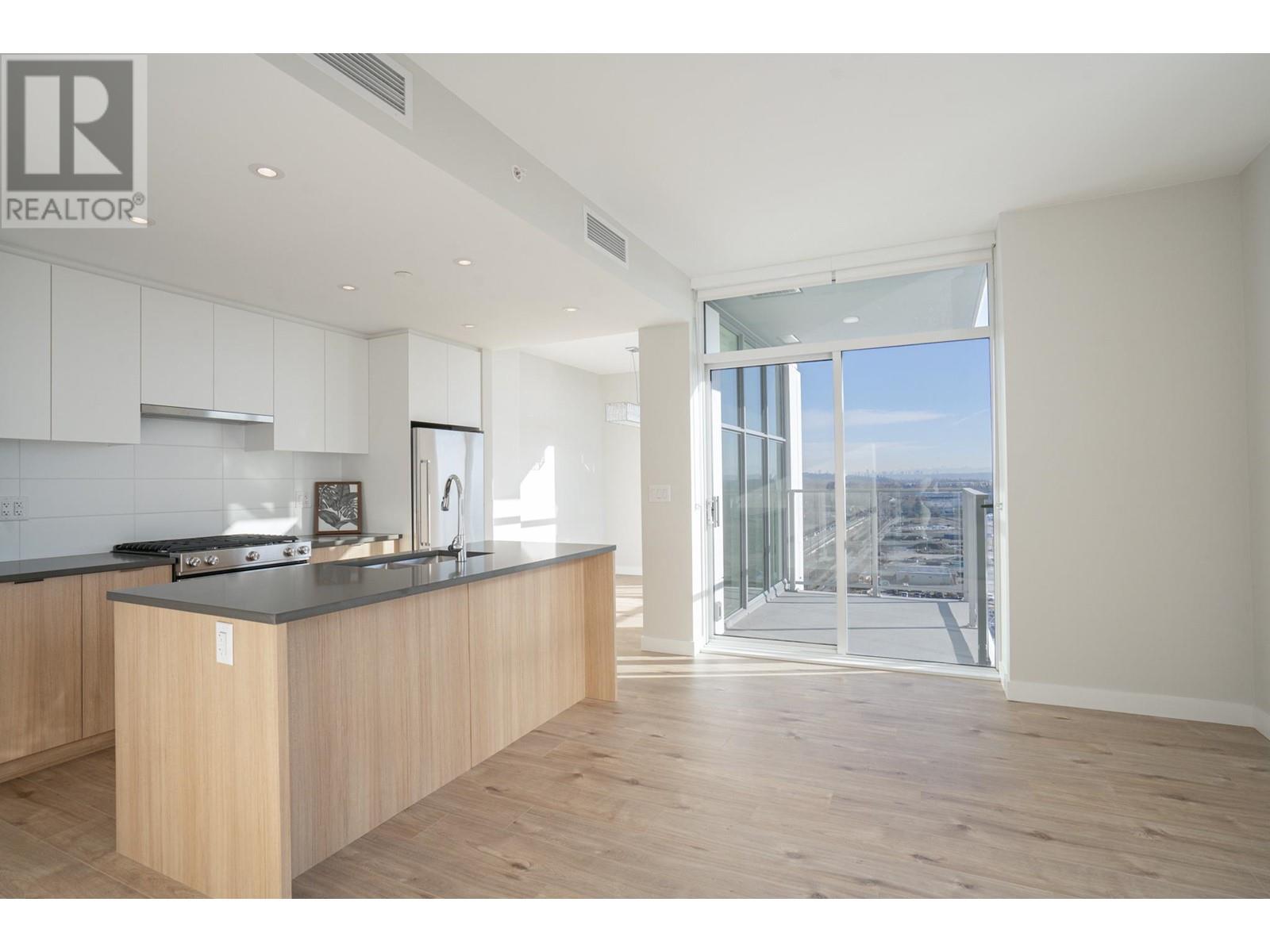 Listing Picture 10 of 33 : 1309 3430 E KENT AVENUE SOUTH, Vancouver / 溫哥華 - 魯藝地產 Yvonne Lu Group - MLS Medallion Club Member