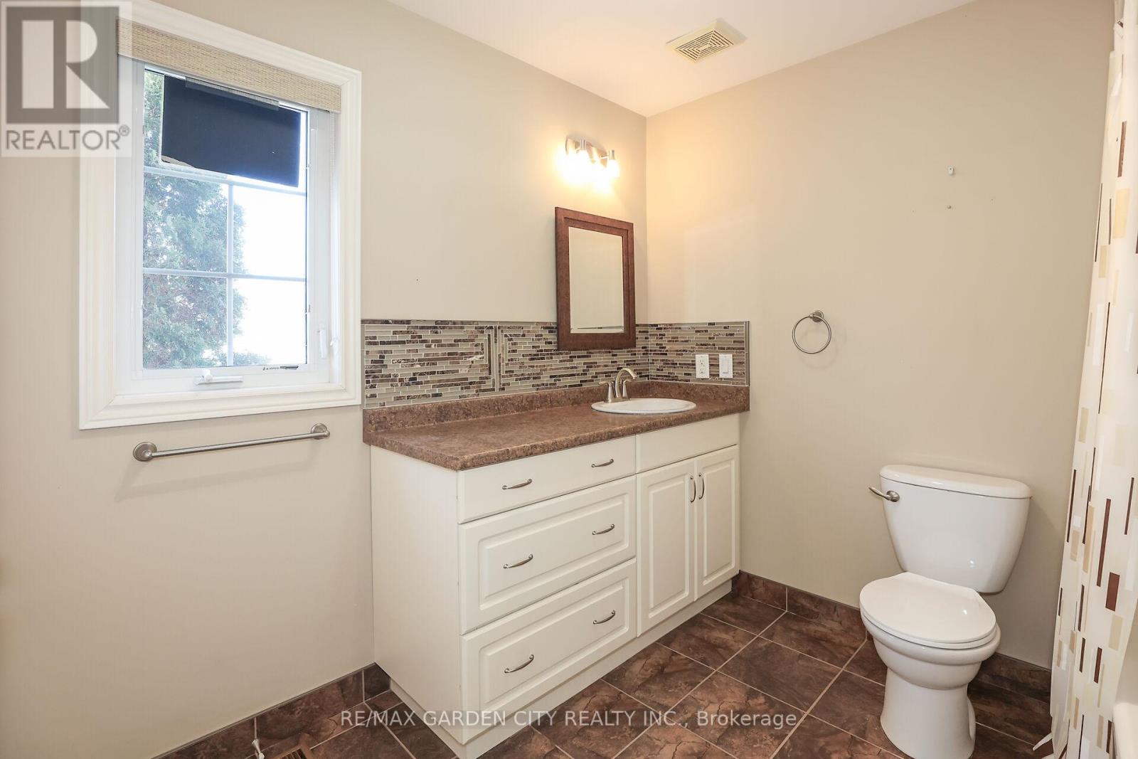 #5 - 603 Welland Avenue E, St. Catharines, Ontario  L2M 0A6 - Photo 18 - X11990344