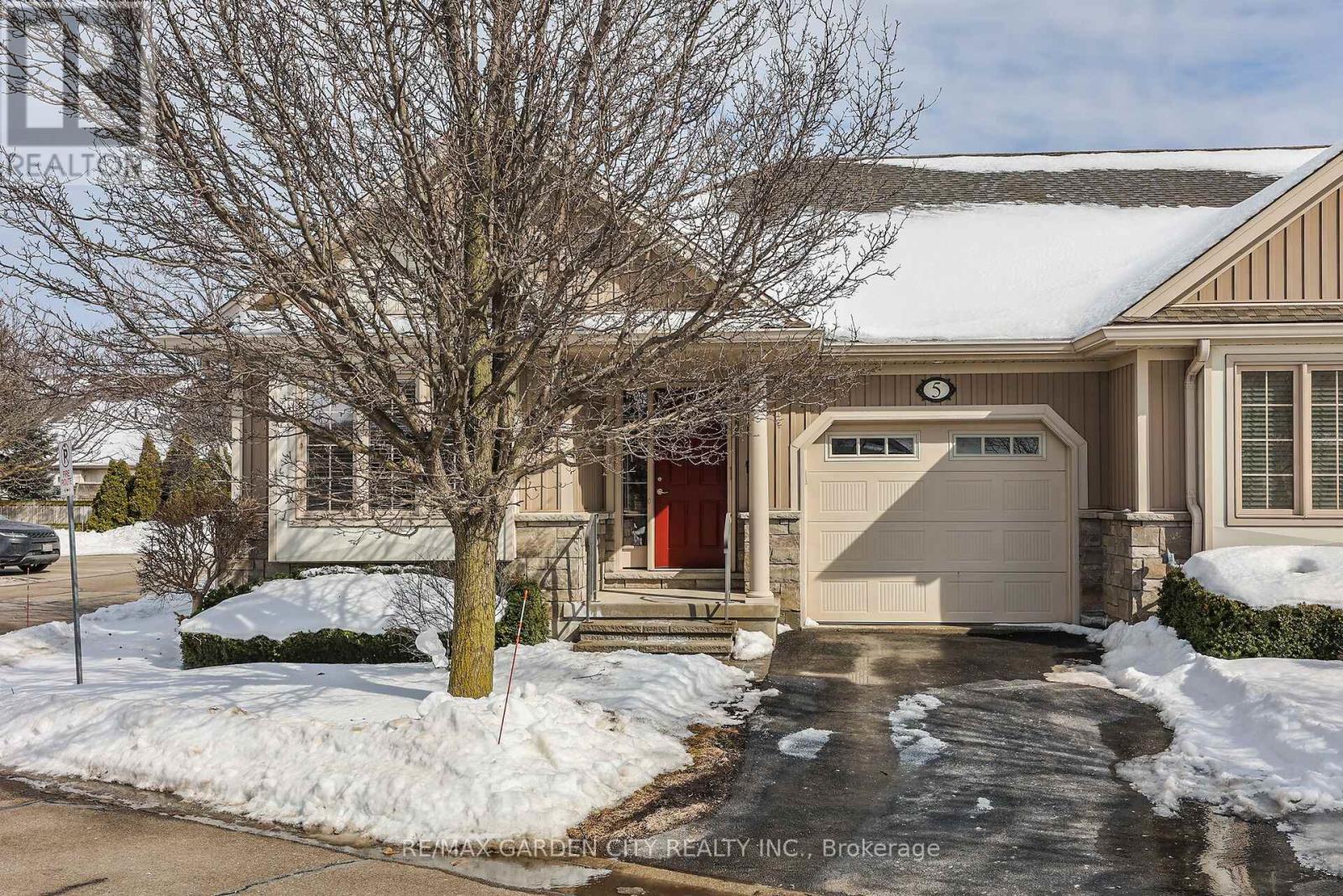 #5 - 603 Welland Avenue E, St. Catharines, Ontario  L2M 0A6 - Photo 2 - X11990344