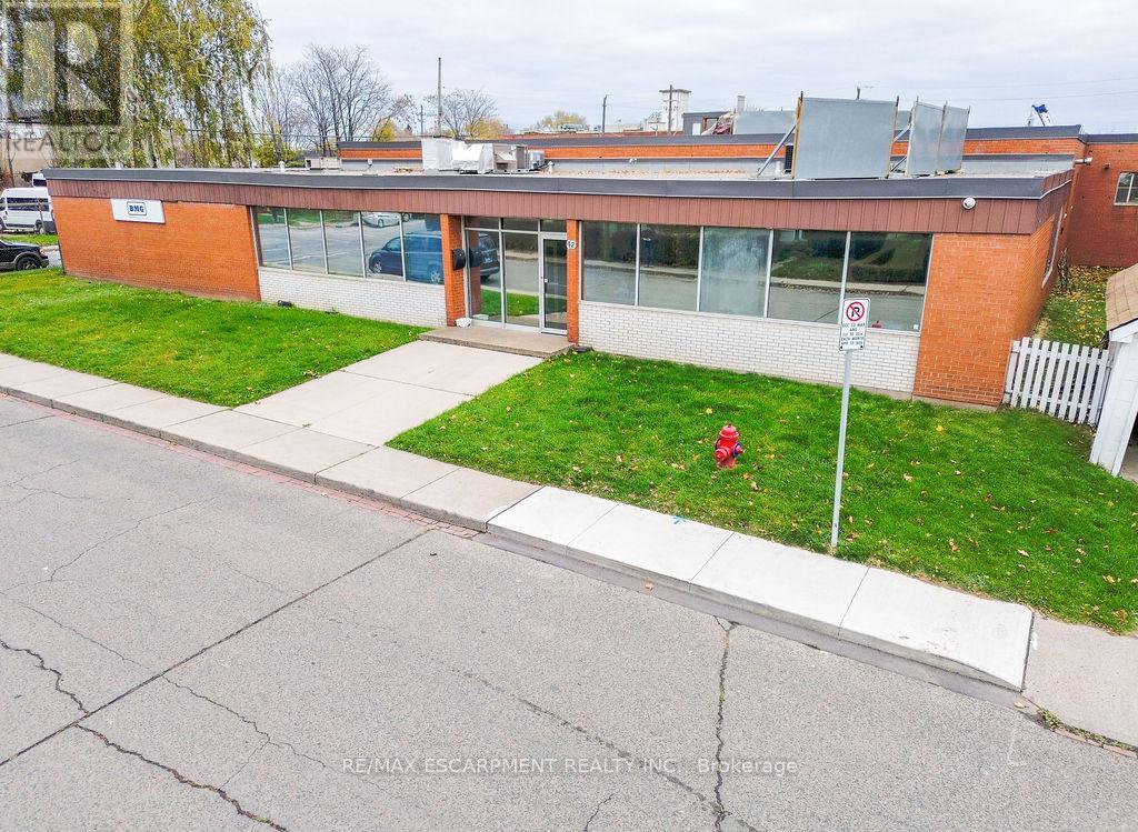 42 NIAGARA STREET, Hamilton, Ontario