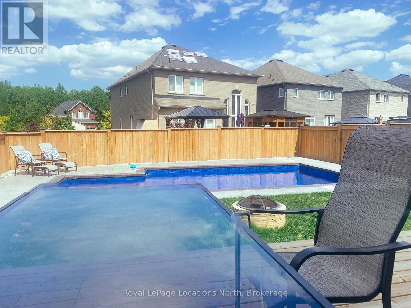 13 Academy Avenue, Wasaga Beach, Ontario  L9Z 0G9 - Photo 31 - S11990378