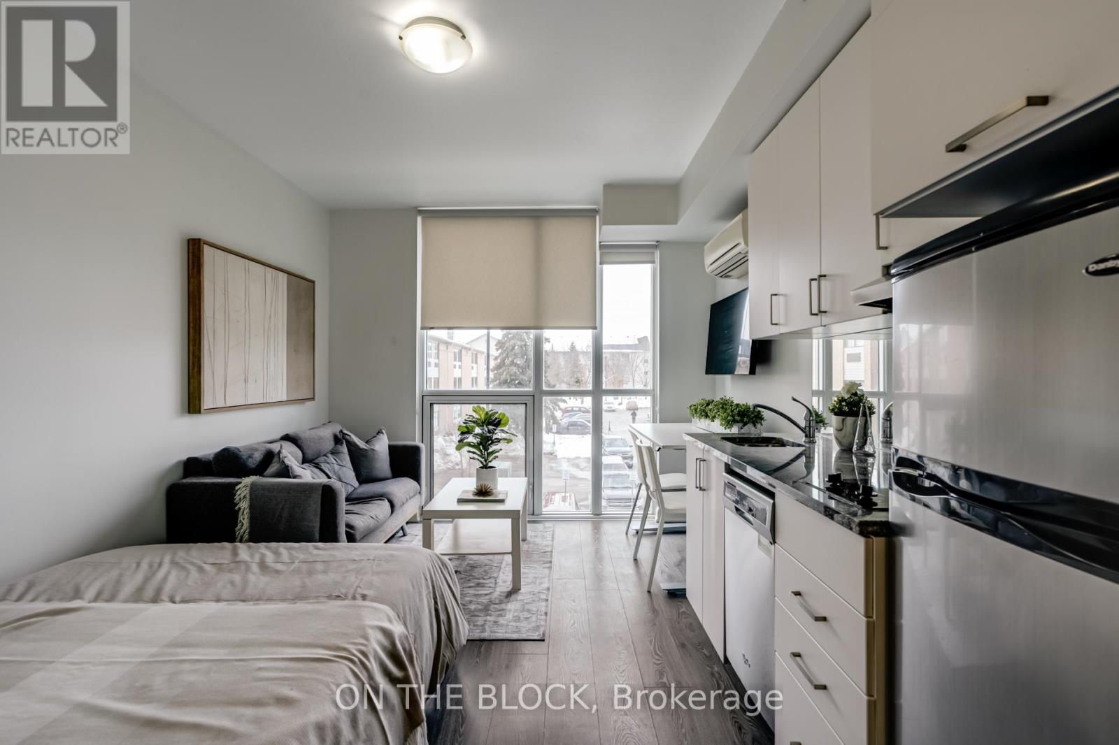 Property at 223 - 1900 SIMCOE STREET N image 2